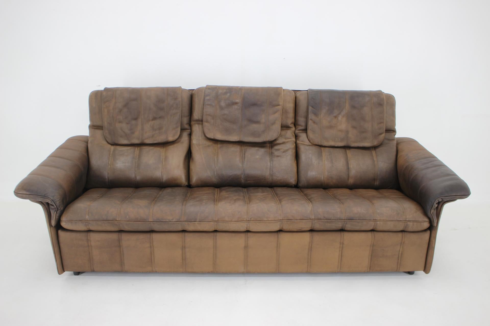 Mid-Century Modern 1980s De Sede Exclusive Brown Leather Sofa, Switzerland For Sale