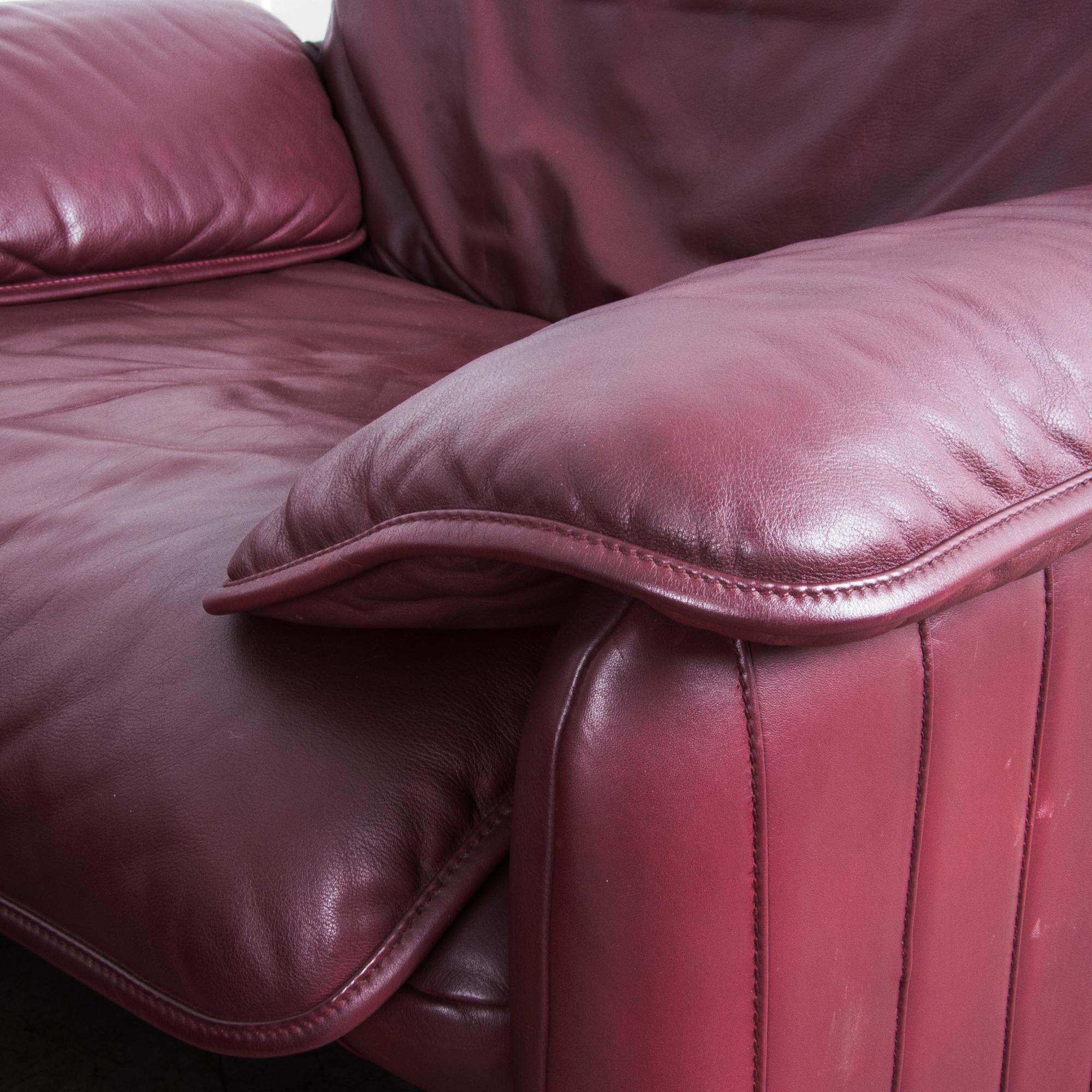 1980s De Sede Maroon Leather Sofa Set 5