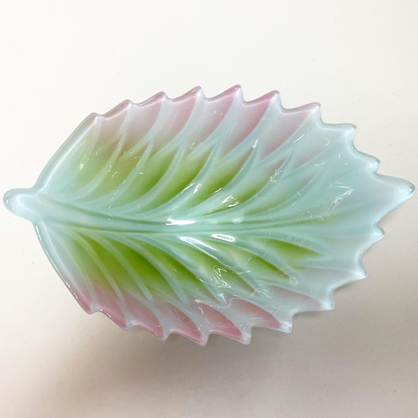 1980s Decorative Glass Leaf Serving Bowl 1