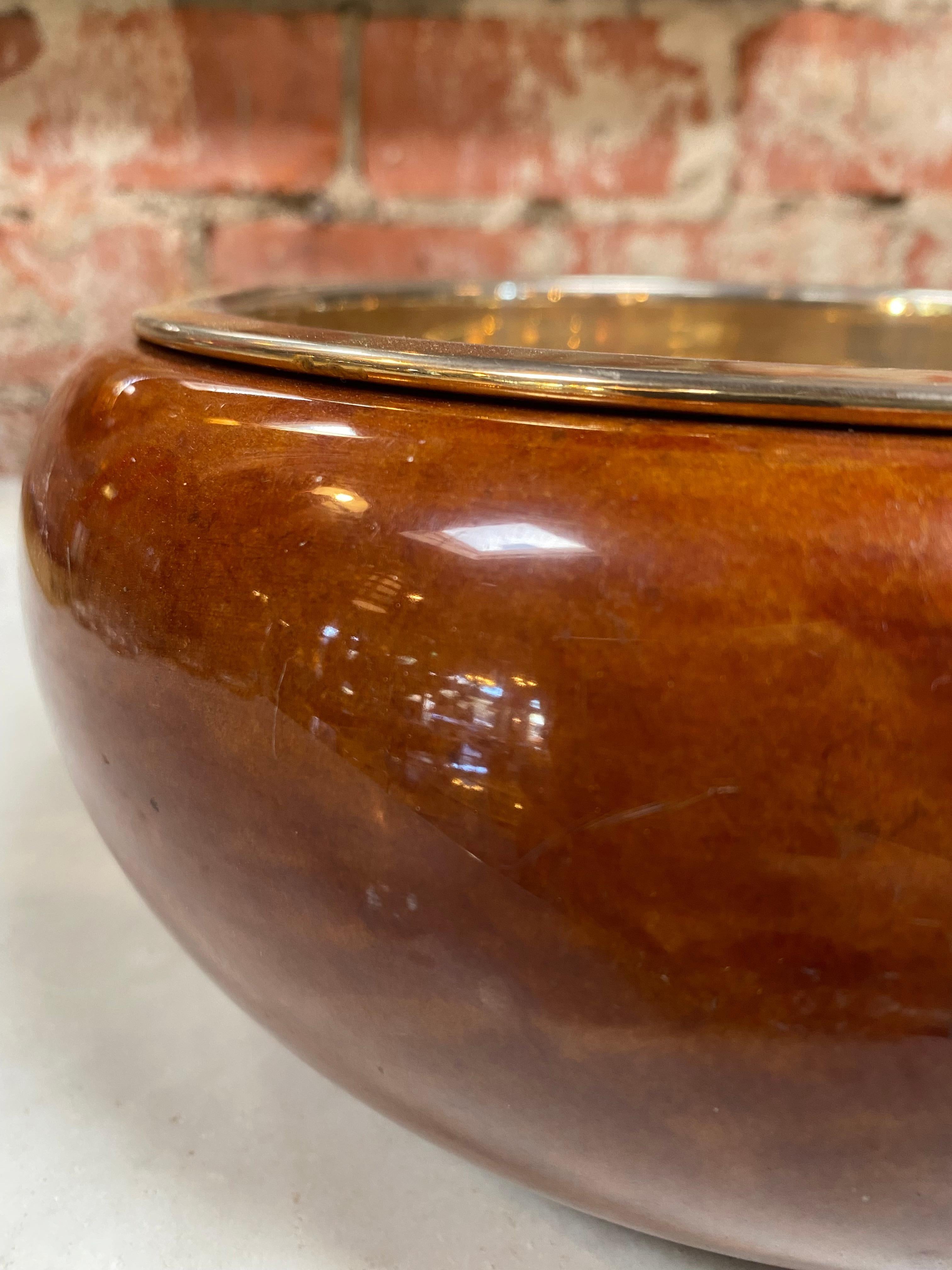 1980s Decorative Italian Brass and Wood Bowl For Sale 1