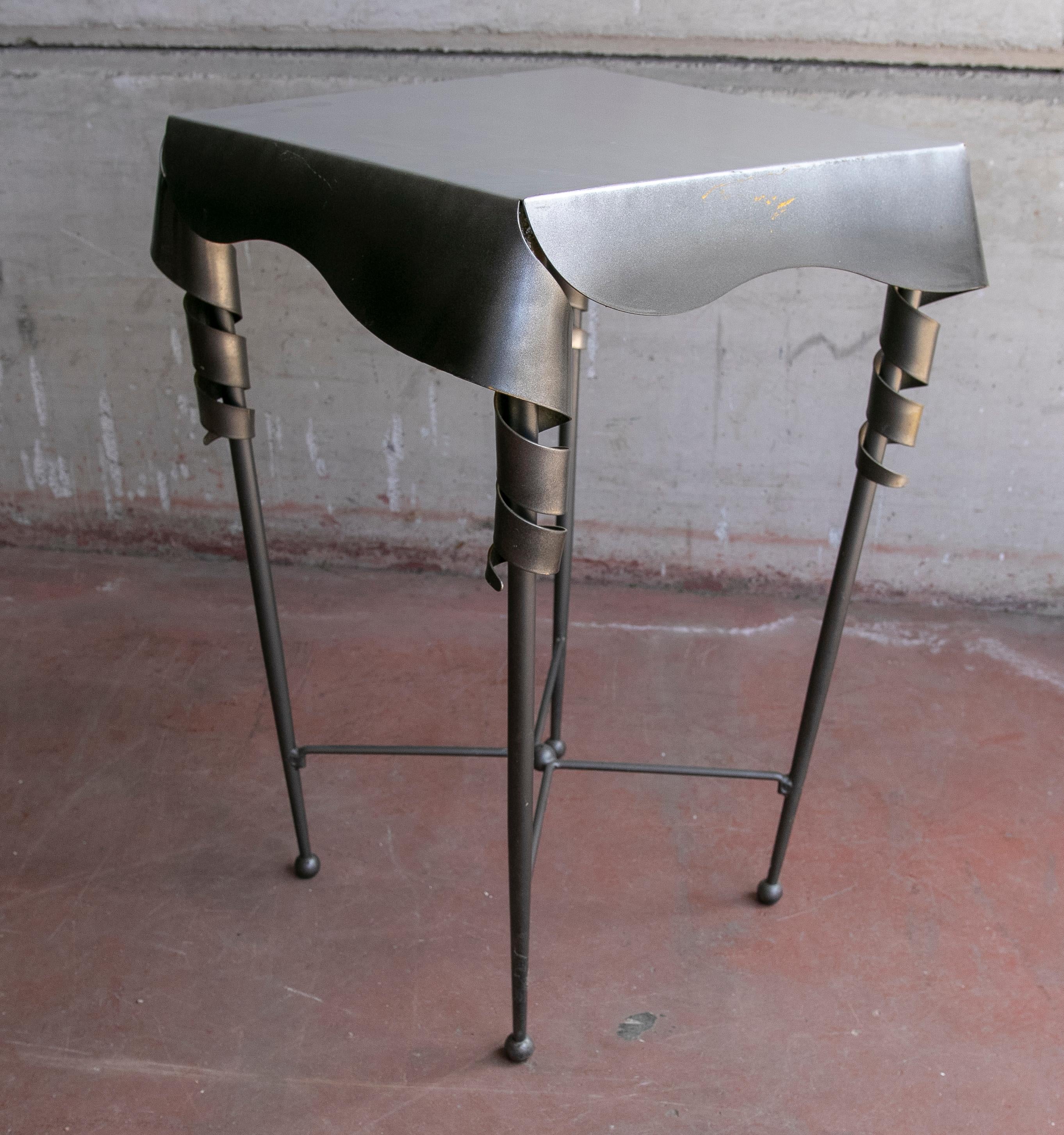 1980s Design Iron Side Table 5