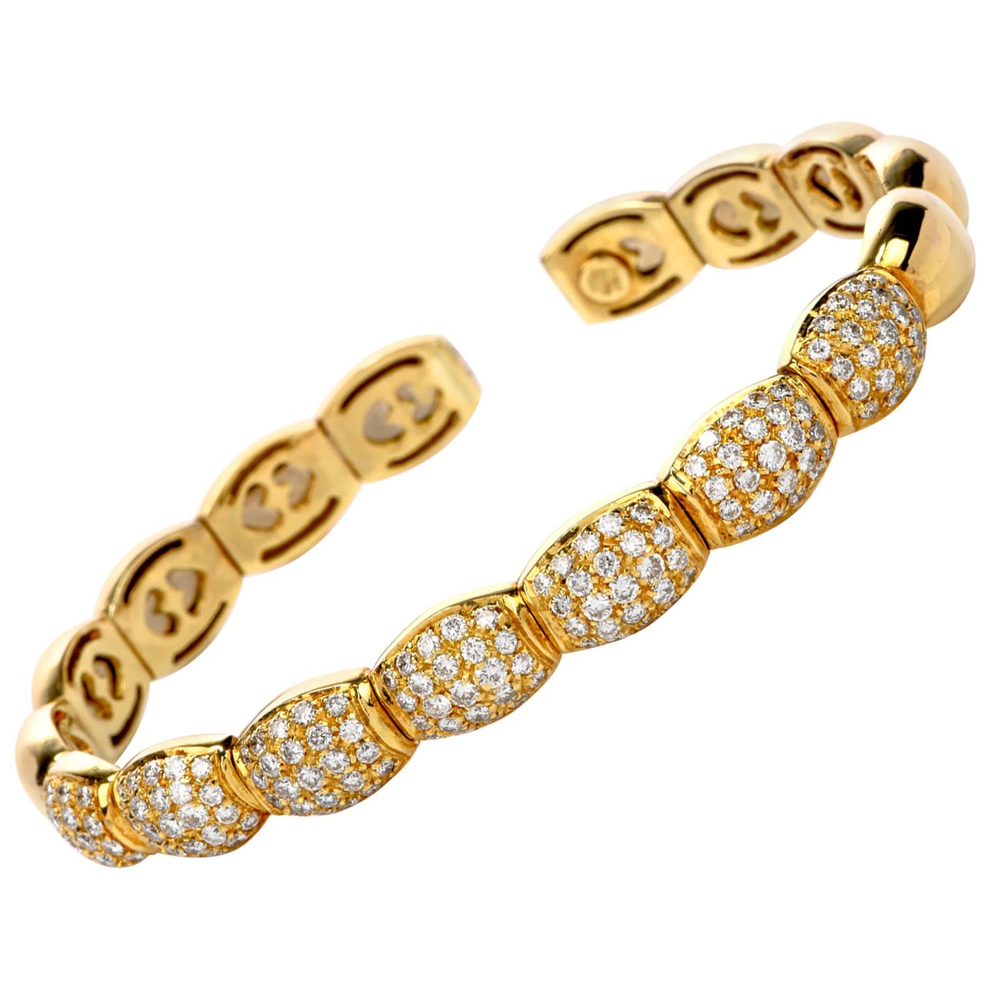1980s Diamond 18 Karat Yellow Gold Cuff Bangle Bracelet