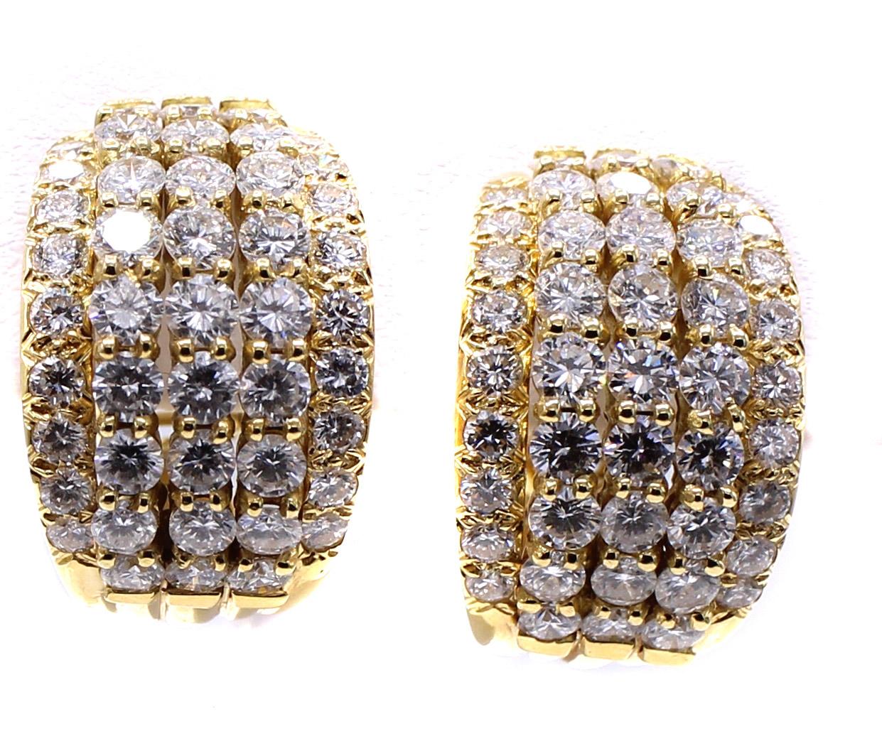1980er Jahre Diamant Ohrclips aus 18 Karat Gelbgold im Zustand „Hervorragend“ in New York, NY