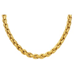 1980s Diamond 18 Karat Yellow Gold Hammered Cable Chain Vintage Necklace