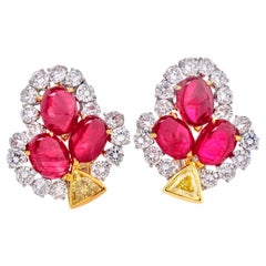 1980s Diamond 18.86cts GIA Ruby 18K Gold Cabochon Floral Statement Earrings