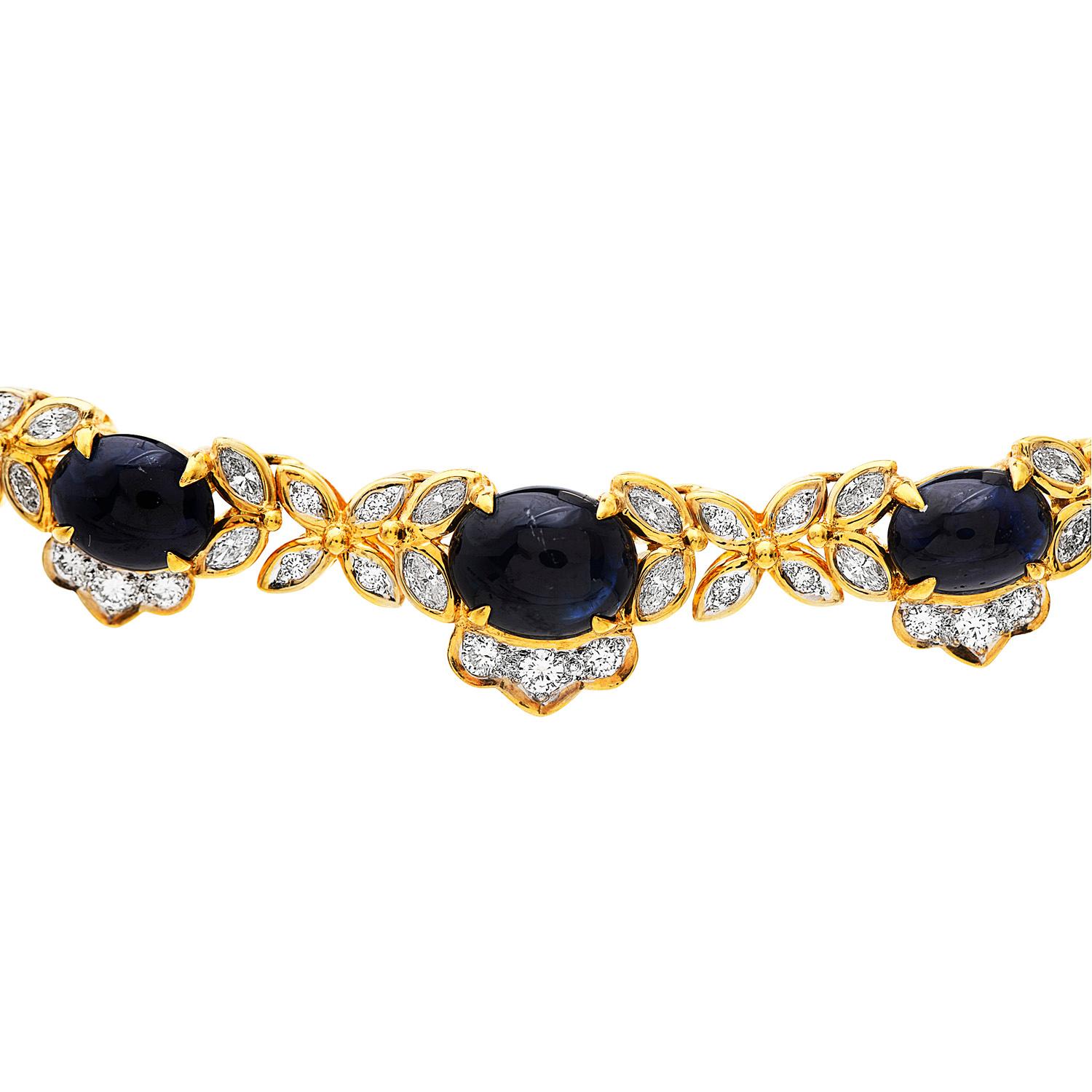 1980's Diamond 20.20cts Cabochon Sapphire 18K Gold Flower Link Necklace In Excellent Condition In Miami, FL