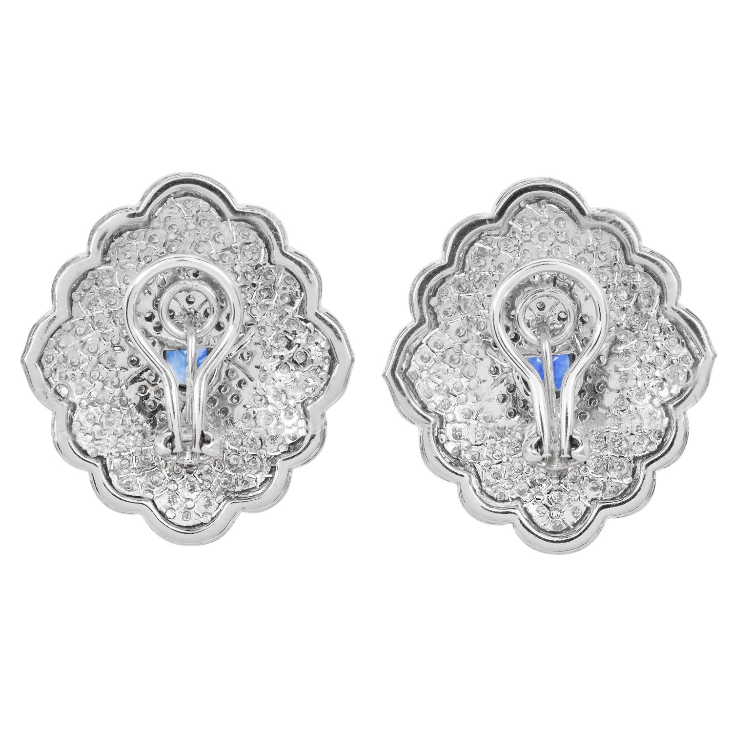 Women's 1980s Diamond 6.50cts Sapphire 18K Gold Large Floral Cocktail Earrings For Sale