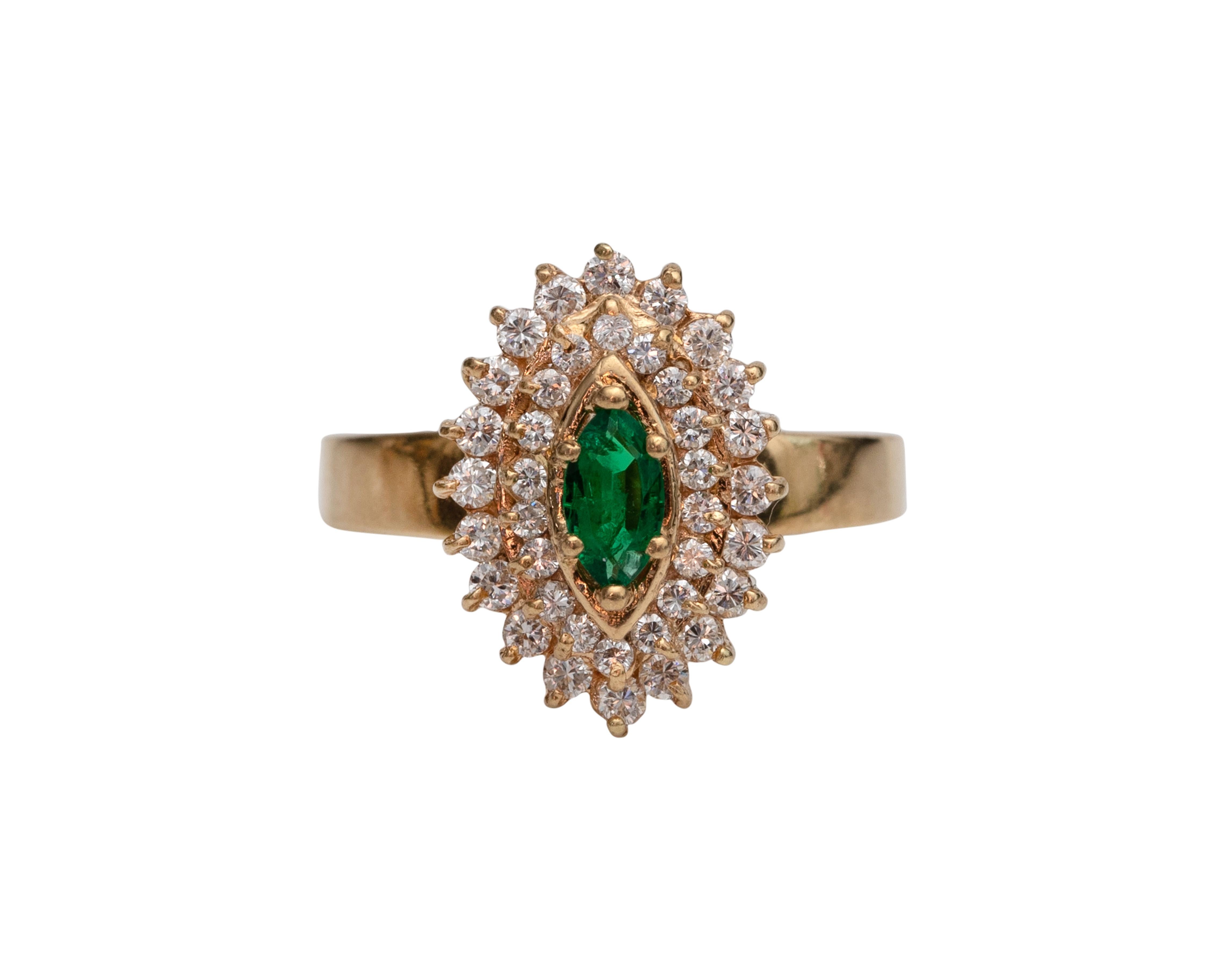Retro 1980s Diamond and Emerald 18 Karat Yellow Gold Ring For Sale