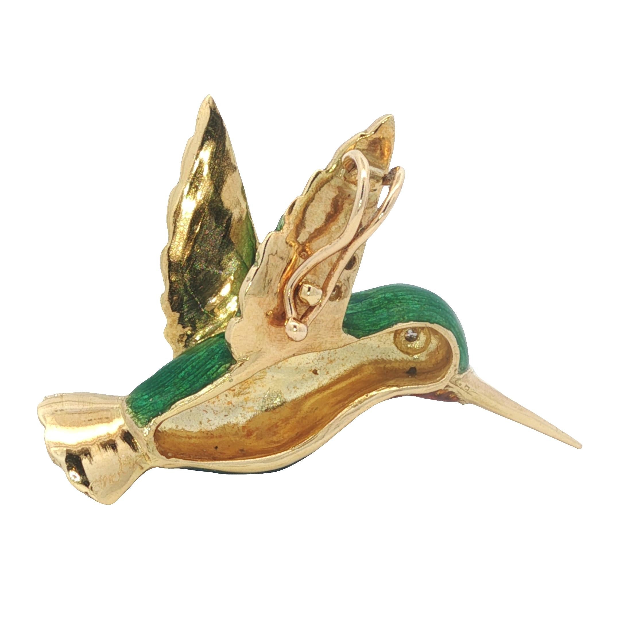 Donna Ciondolo colibrì in oro giallo 18 carati con diamanti e smalto del 1980 in vendita