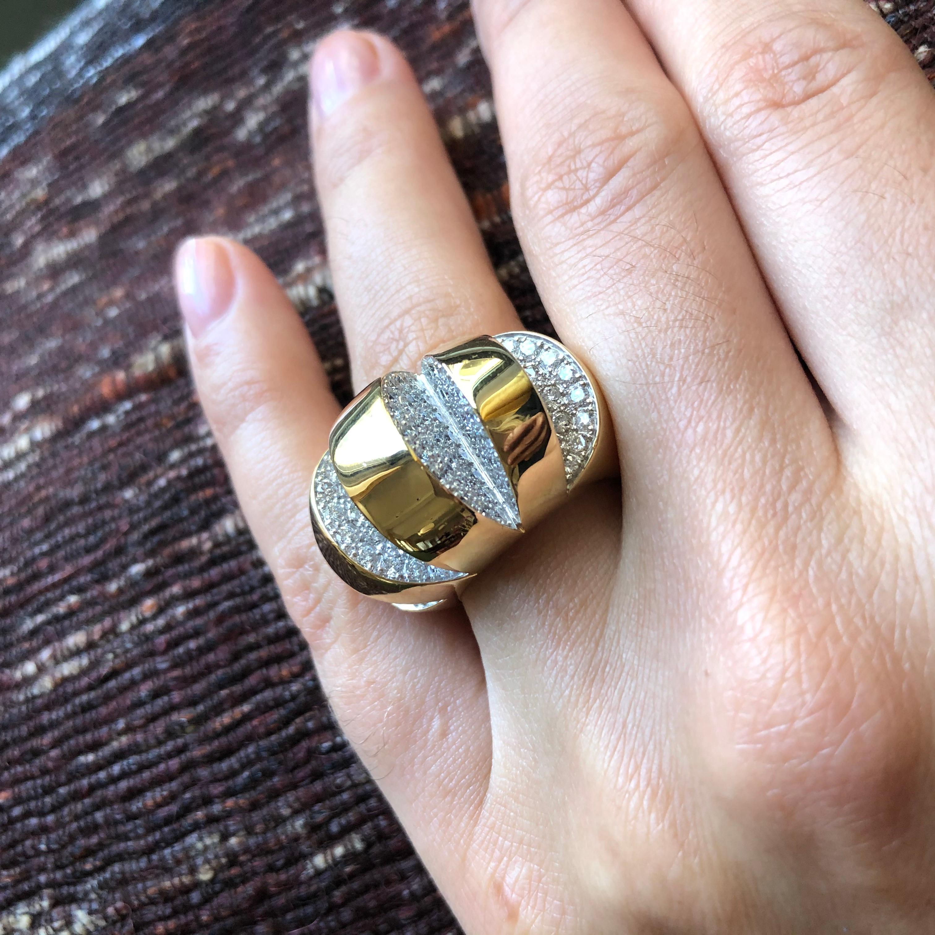 Modern Diamond and Yellow Gold Cocktail Ring Circa 1980 For Sale