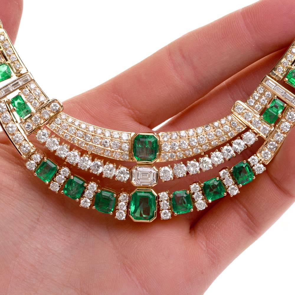 1980s Diamond Emerald 18 Karat Yellow Gold Link Necklace 3