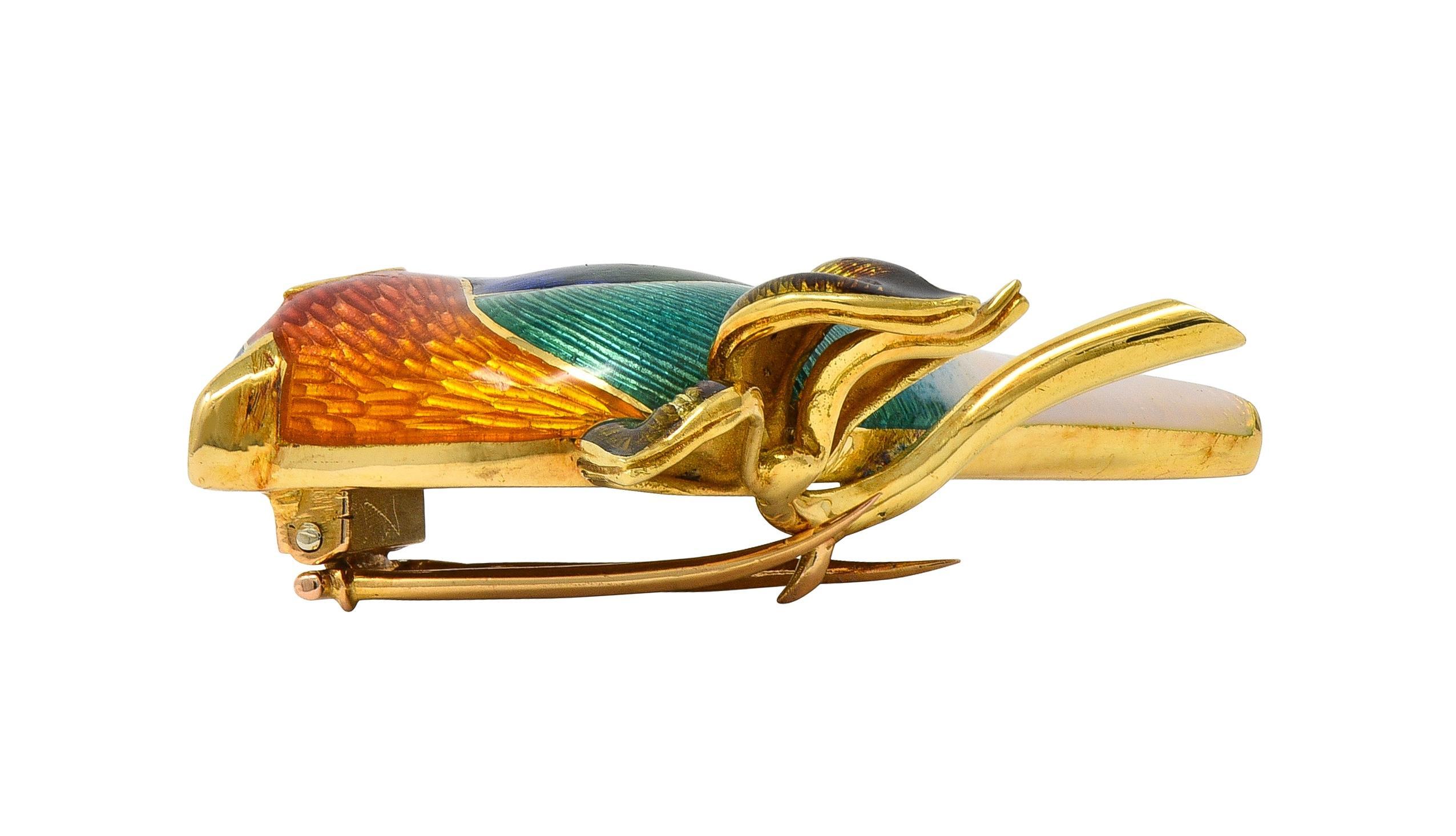 1980's Diamond Enamel 18 Karat Yellow Gold Vintage Bird Brooch en vente 1