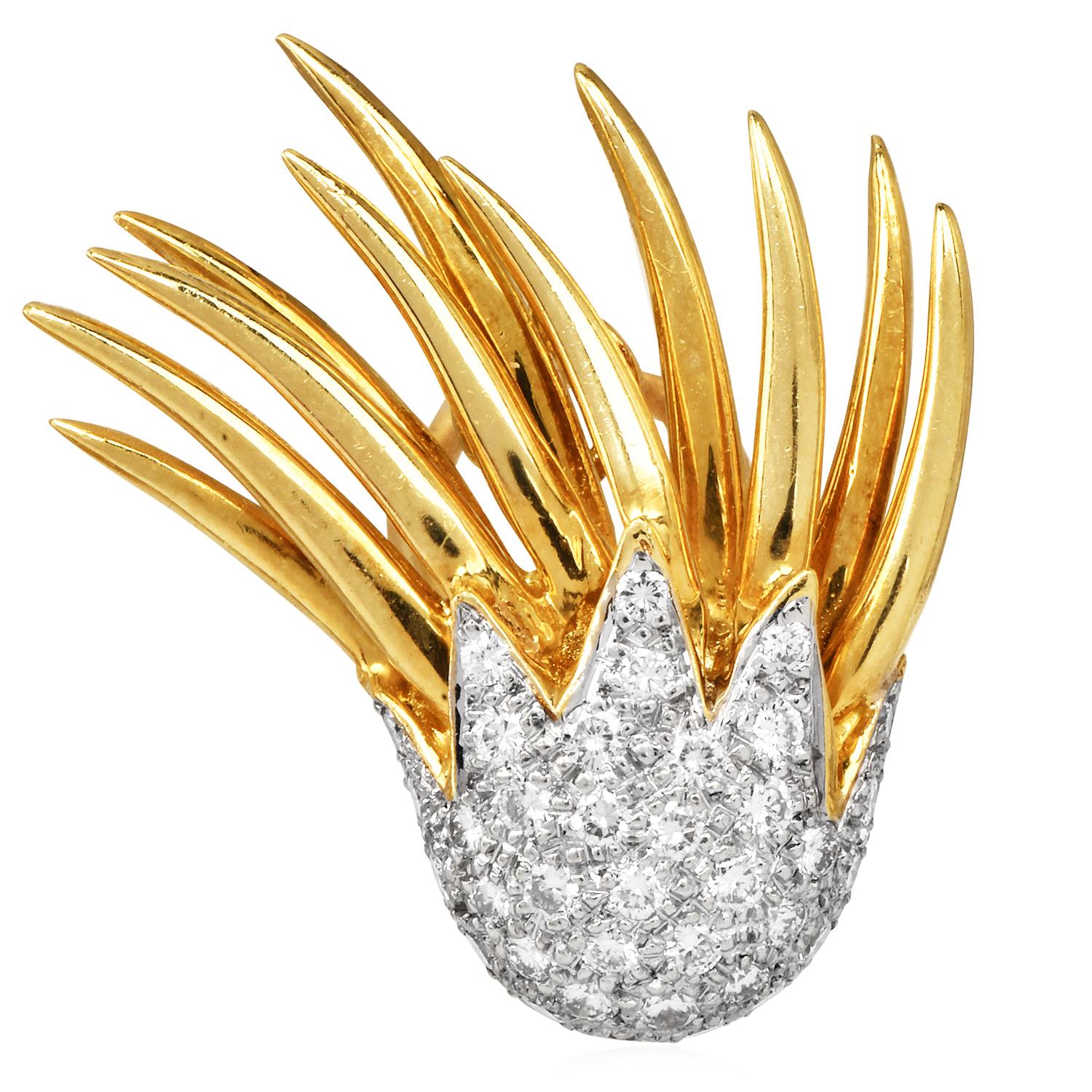 Taglio rotondo Orecchini a clip in oro 18 carati con diamante e fiamma del fuoco degli anni '80 in vendita