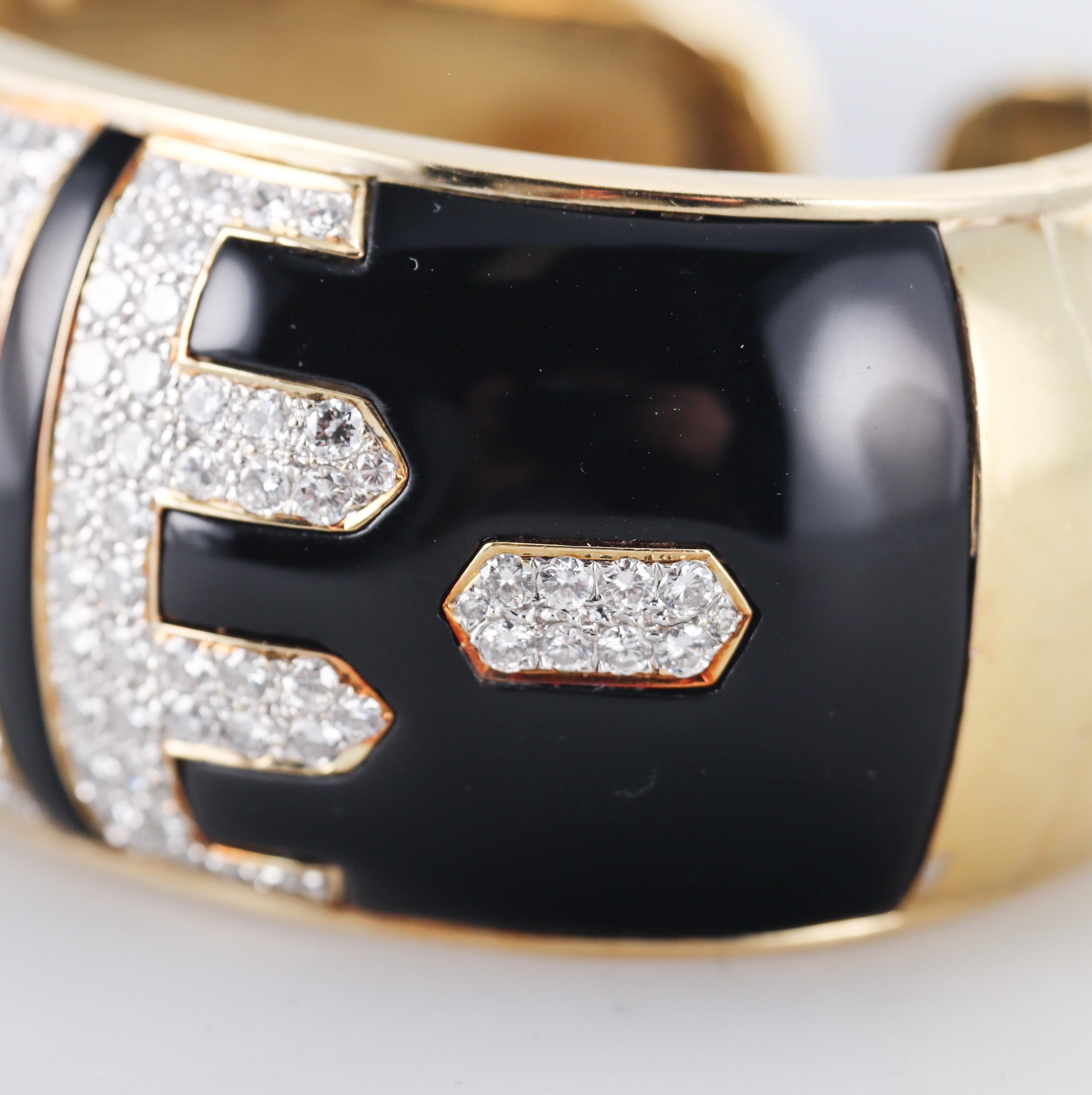 Braccialetto con diamanti e smalto nero degli anni '80 in vendita 1