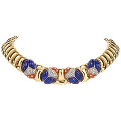 1980s Diamond Lapis and Coral Beetle 18 Karat Gold Link Choker Necklace