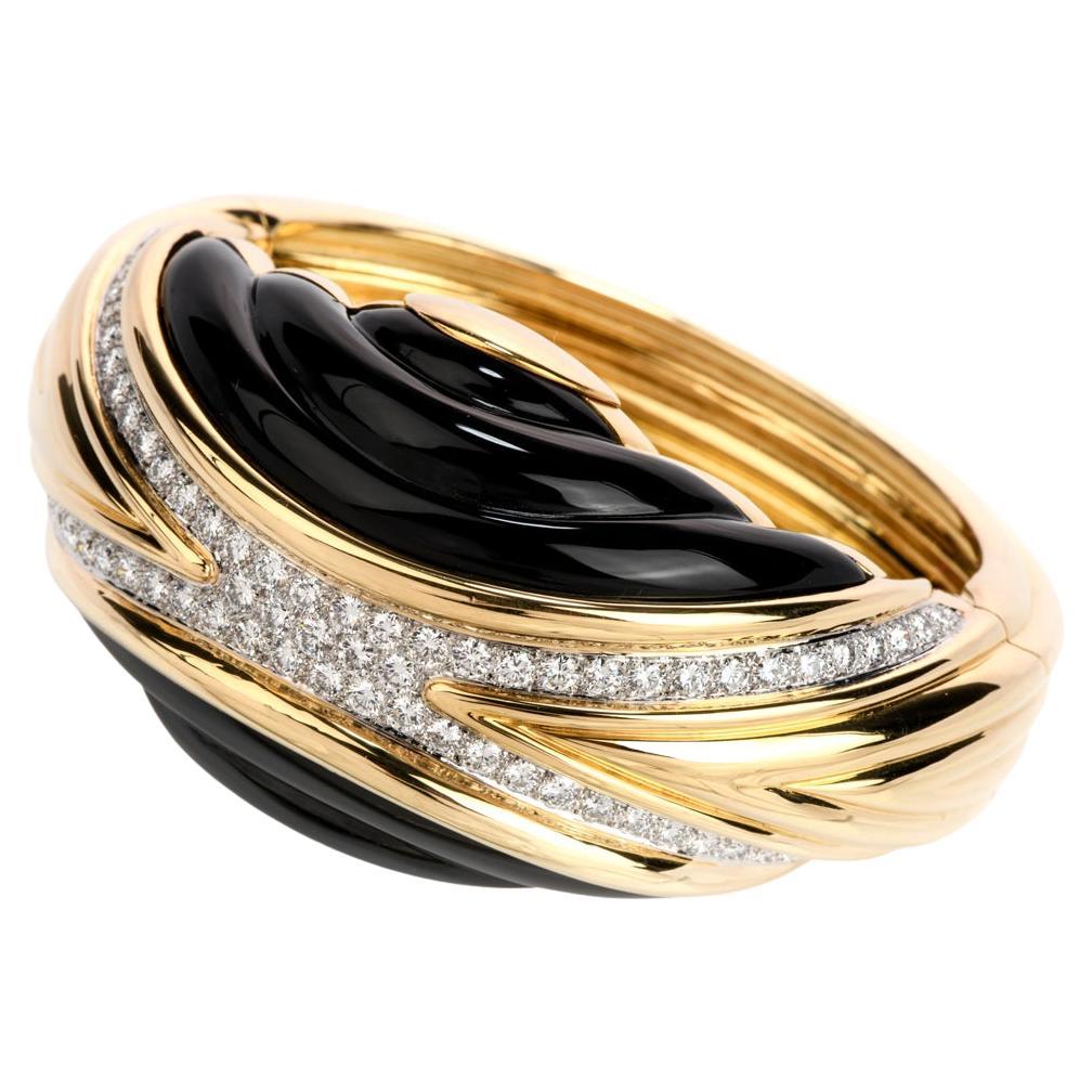 1980s Diamond Onyx 18 Karat Gold Large Wide Bangle Bracelet For Sale