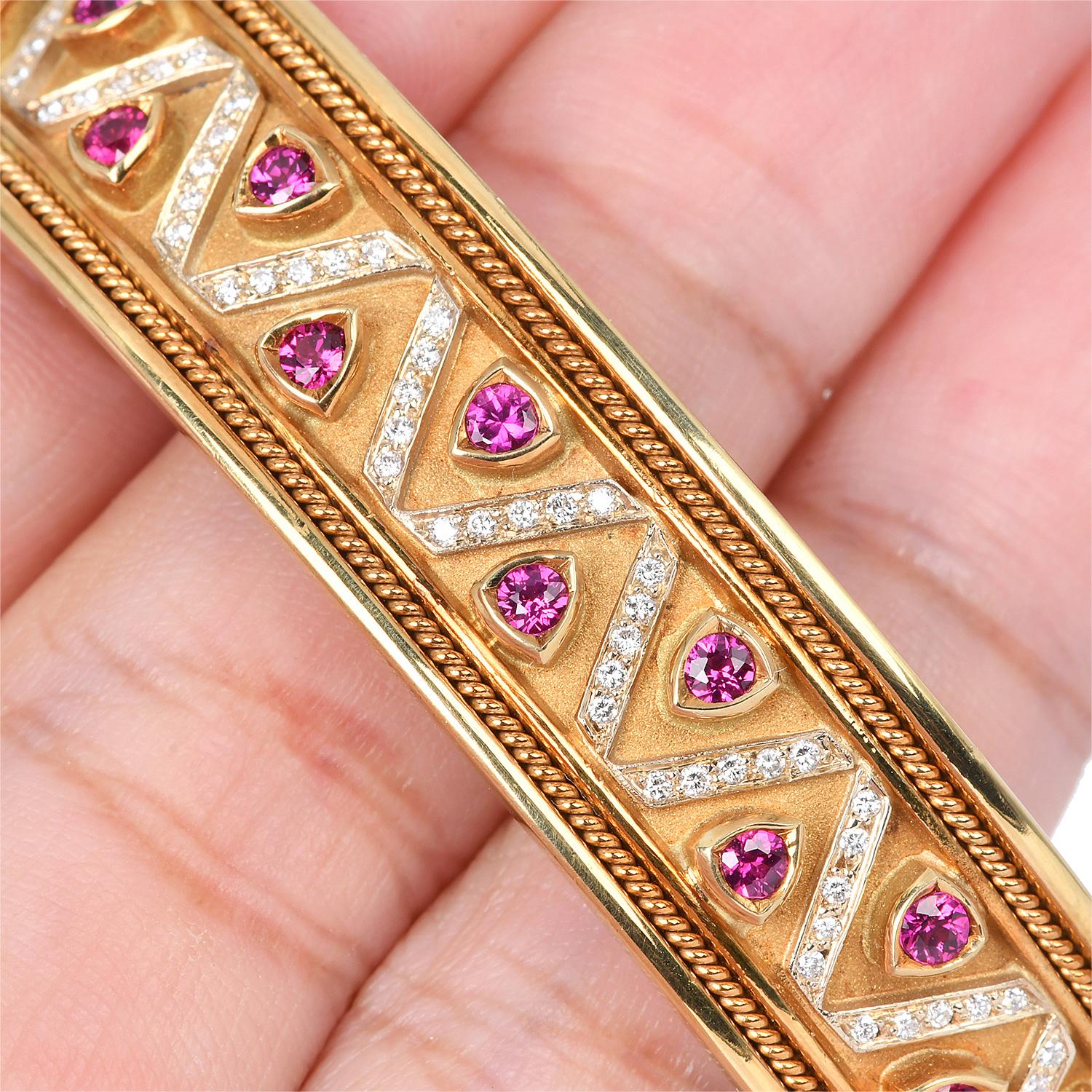 1980S Diamant Rubin 18K Gold Detaillierte Armspange Armband im Angebot 1