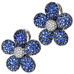 1980s Diamond Sapphire 18K White Gold Spring Flower Clip on Earrings