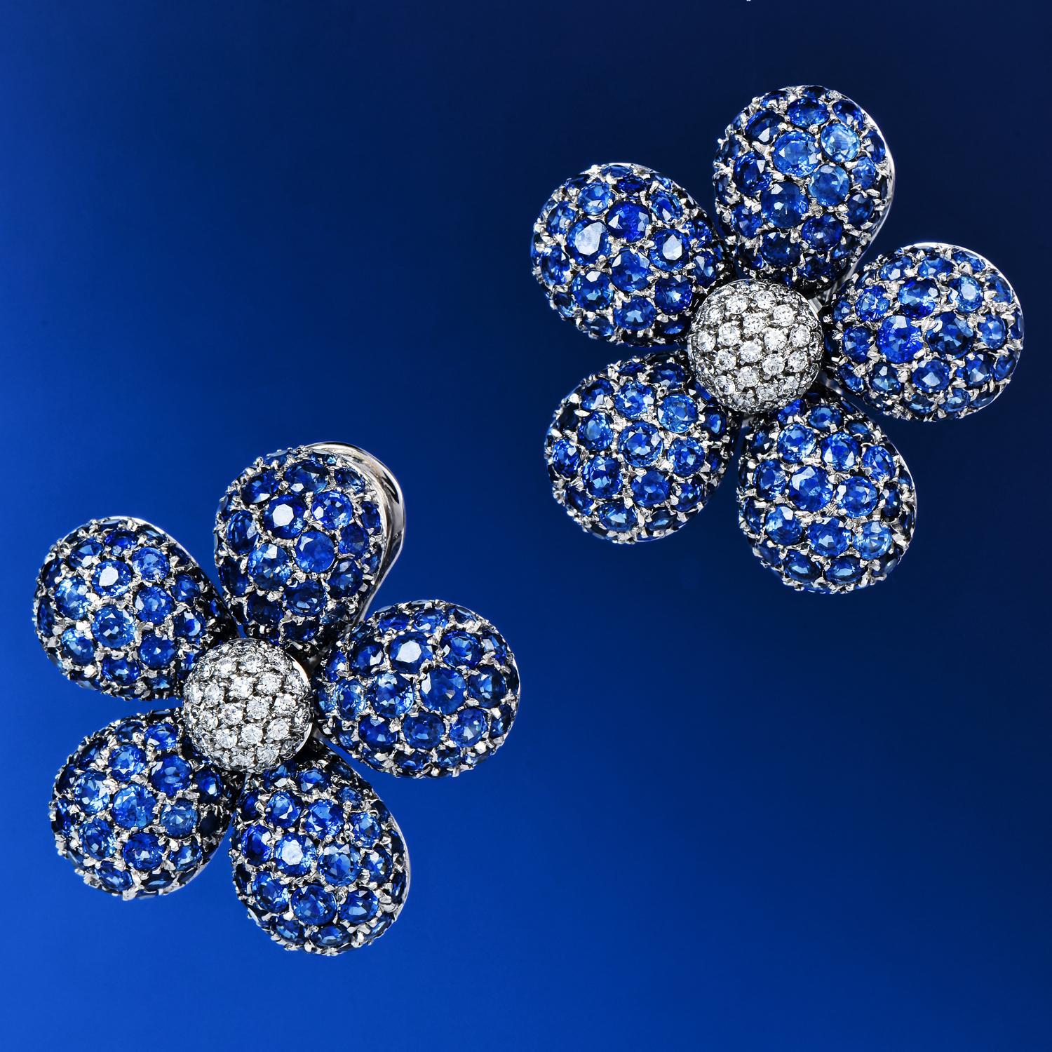 Modern 1980s Diamond Sapphire 18K White Gold Spring Flower Clip on Earrings For Sale