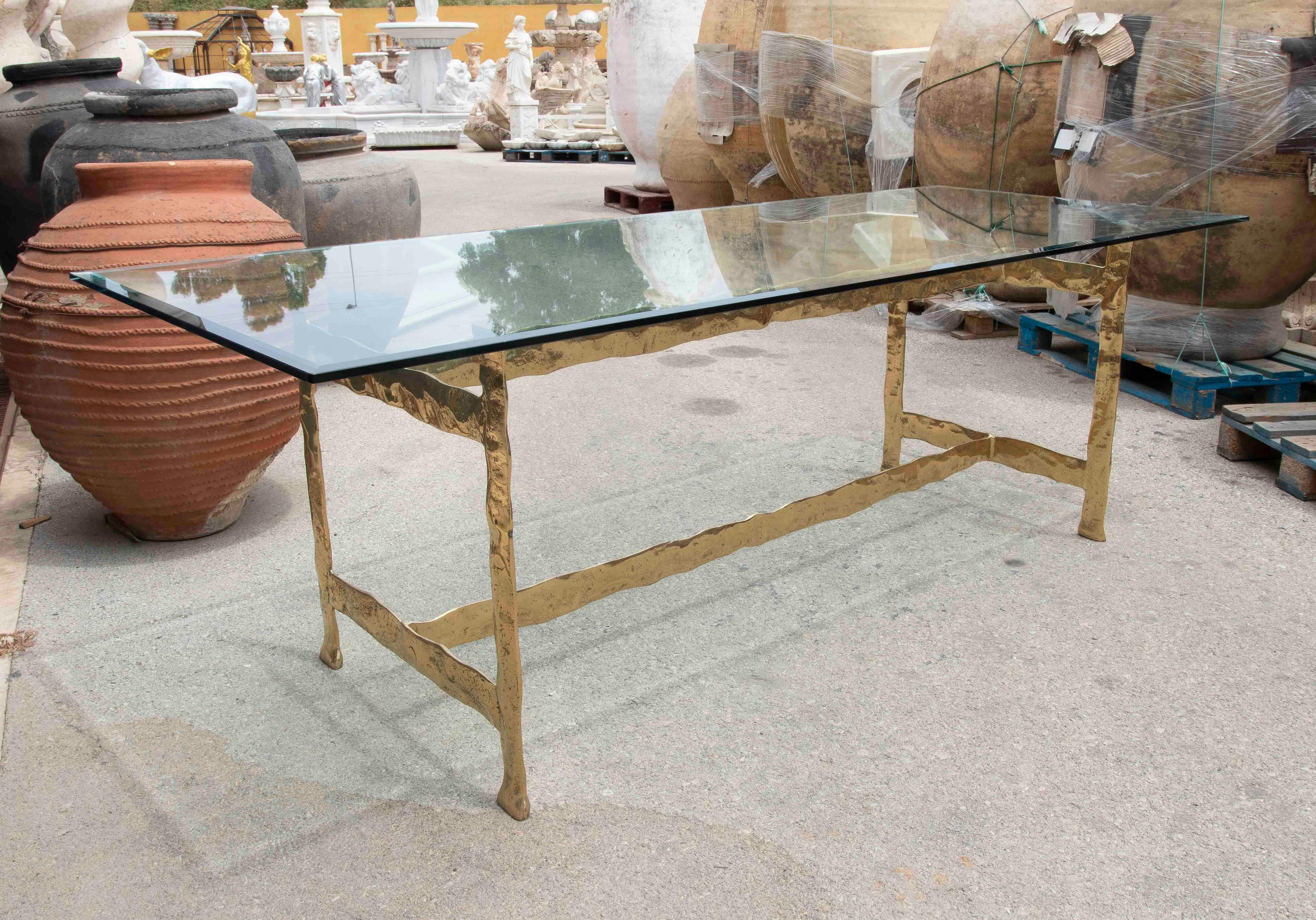 1980s Dining Table with Hammered Brass Frame and Glass Top For Sale 1