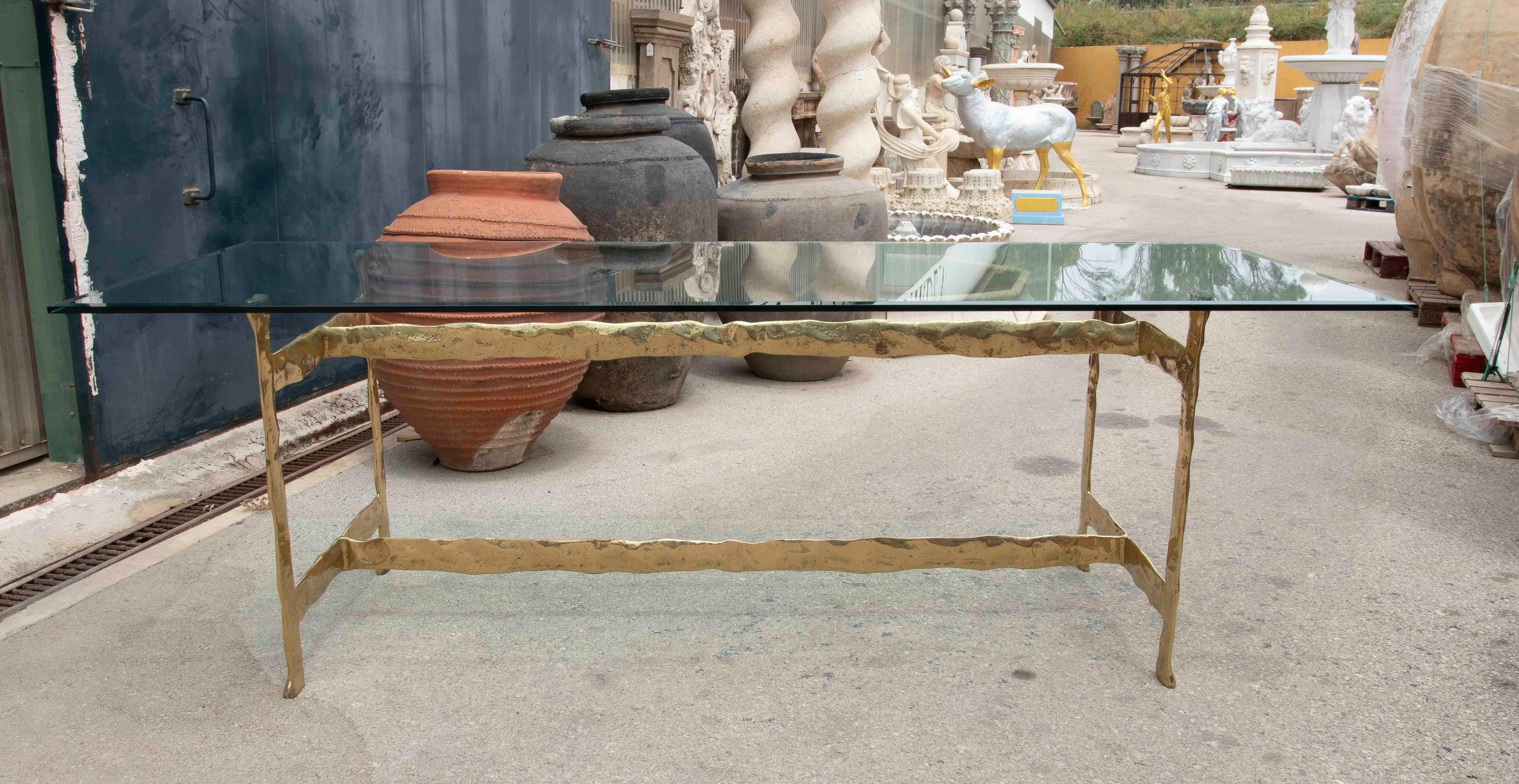 1980s Dining Table with Hammered Brass Frame and Glass Top For Sale 2