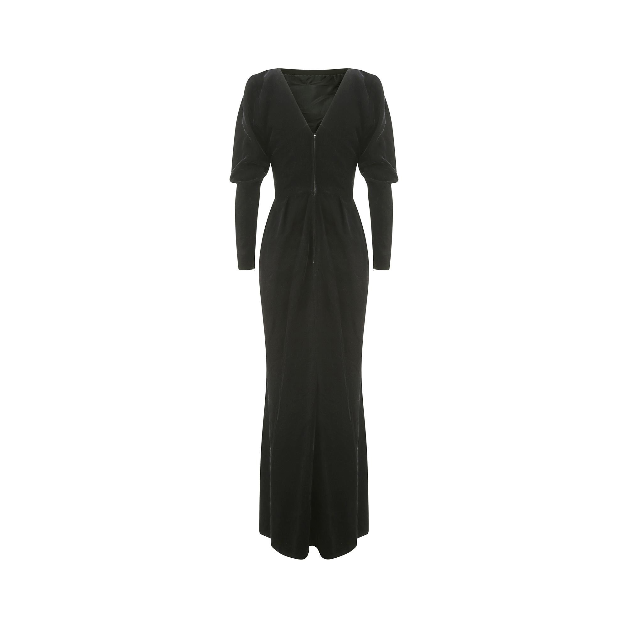 1980s Dior Attributed Haute Couture Black Velvet Dress In Excellent Condition For Sale In London, GB