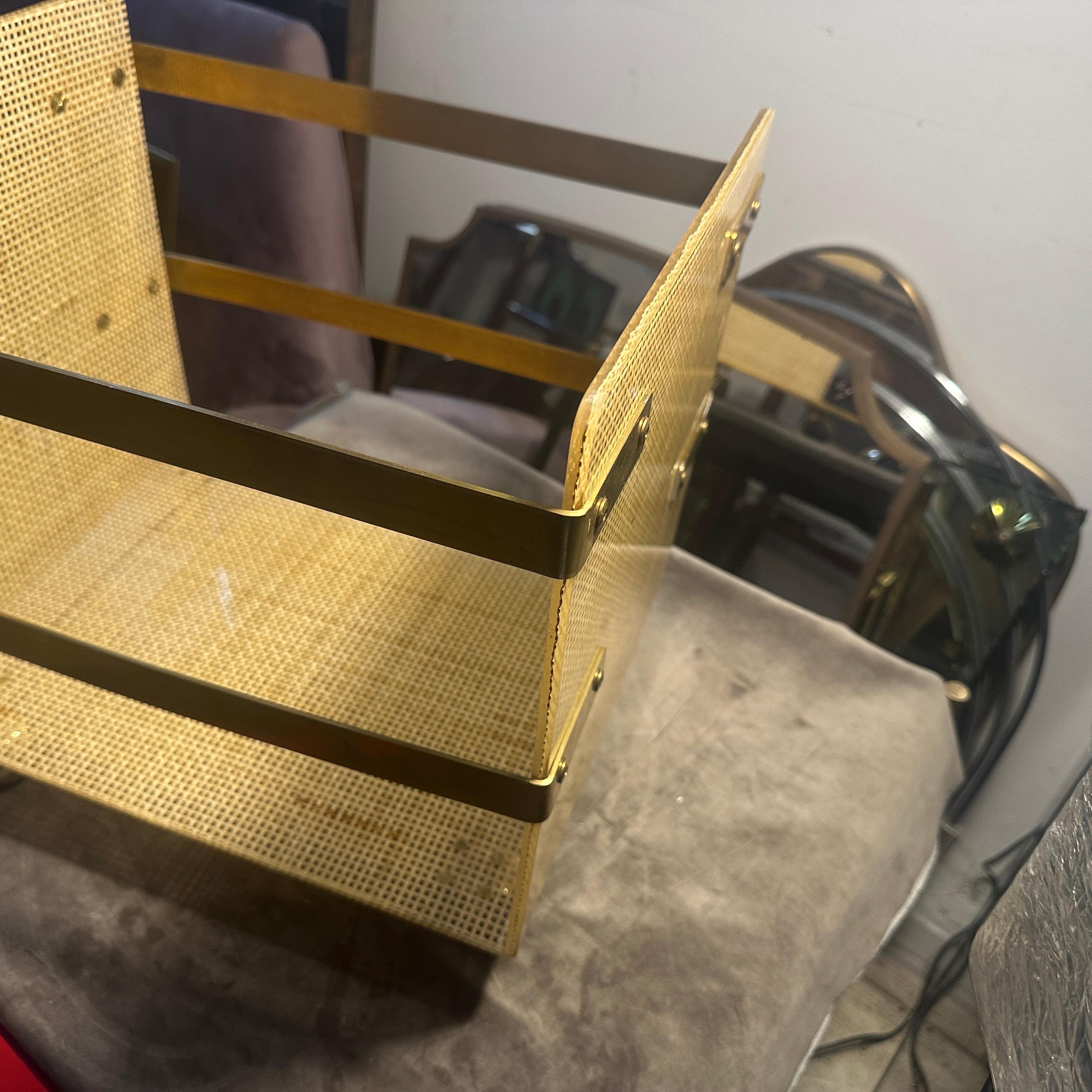 Dior Home degli anni '80, stile Mid-Century Modern, ottone e vimini, portariviste in vendita 4