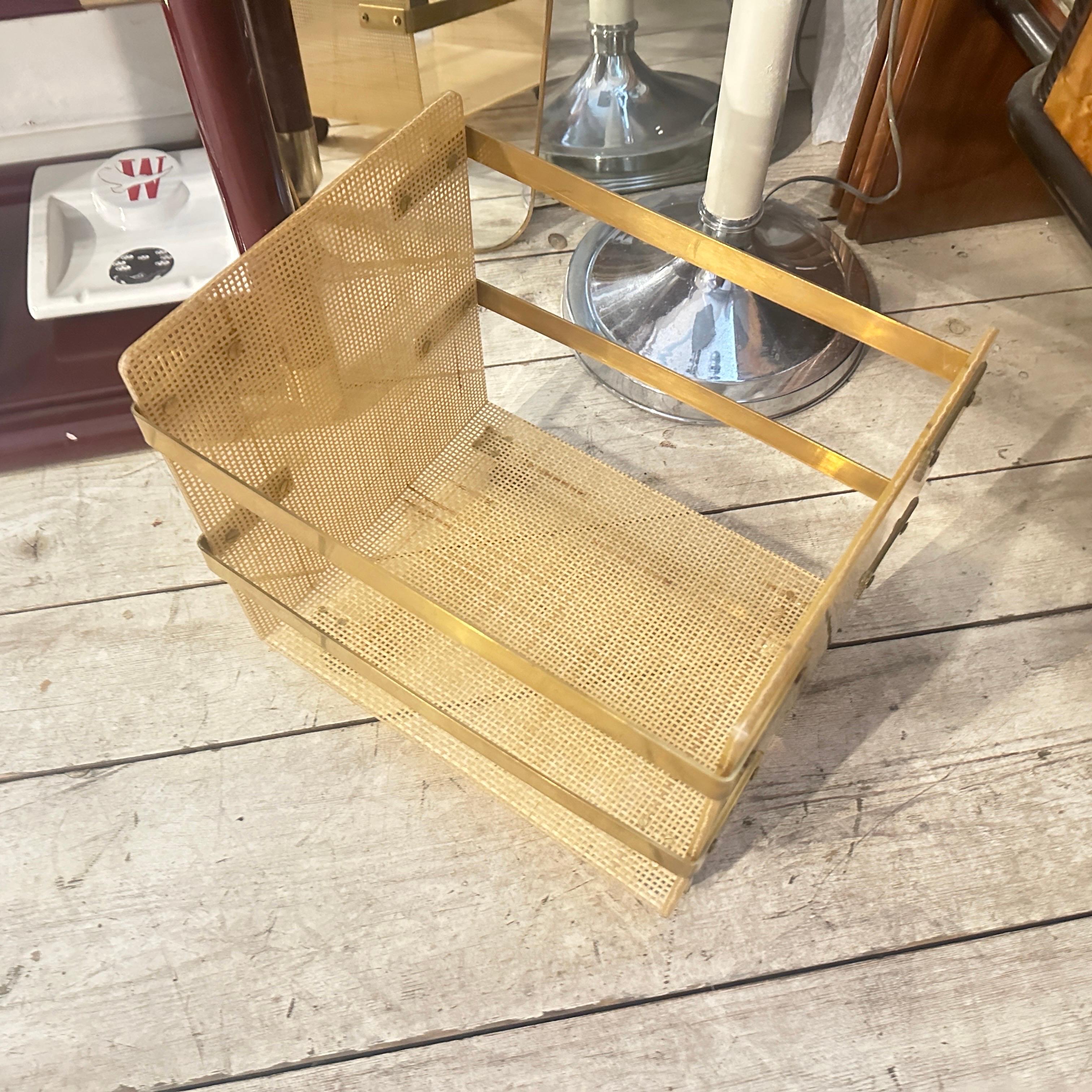 Dior Home degli anni '80, stile Mid-Century Modern, ottone e vimini, portariviste in vendita 8