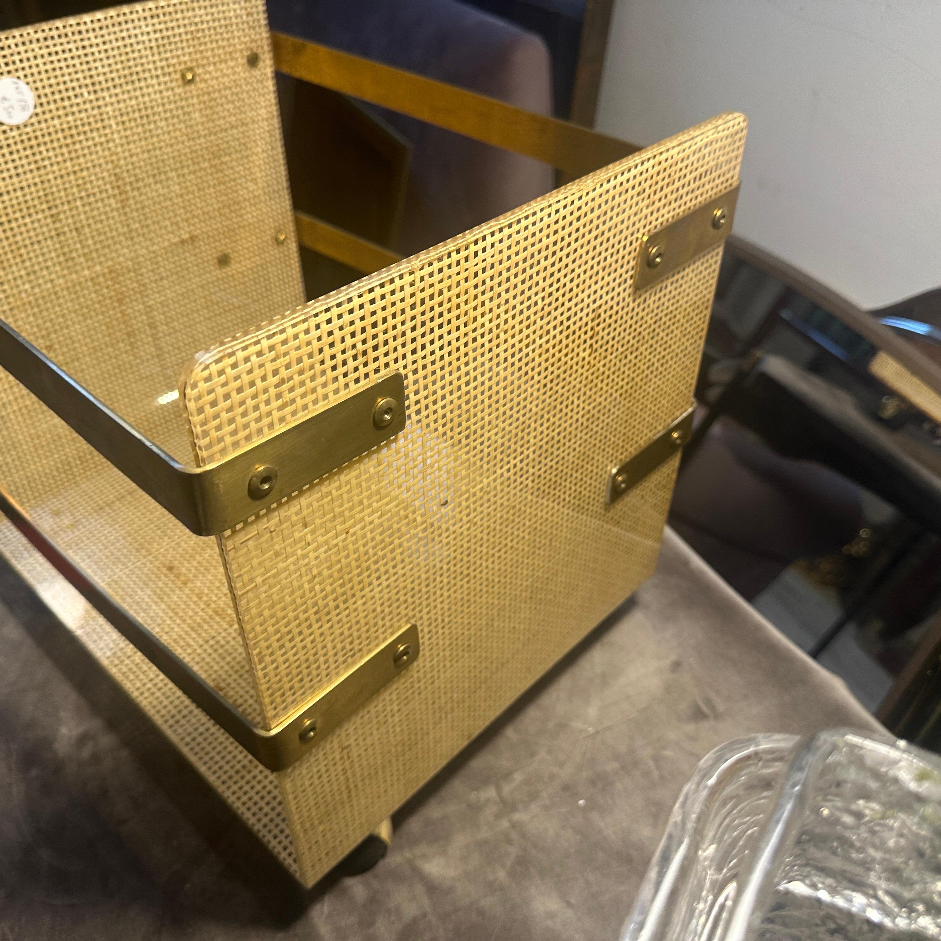 Dior Home degli anni '80, stile Mid-Century Modern, ottone e vimini, portariviste in vendita 9