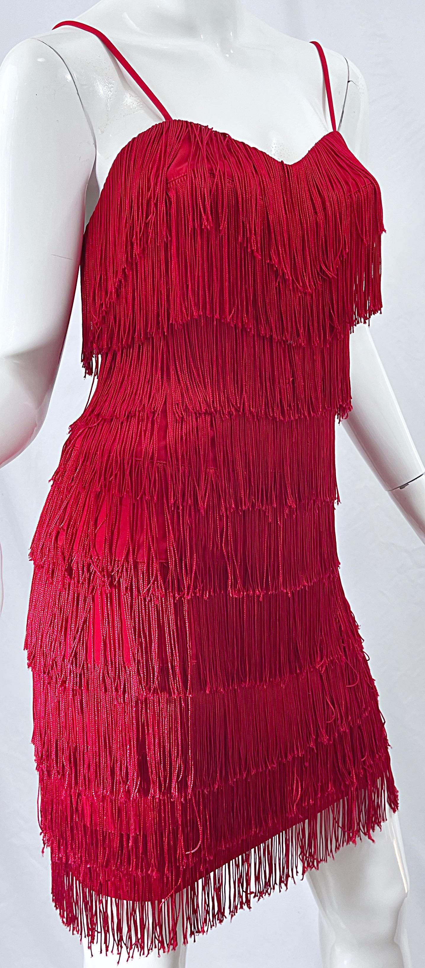 1920er Vintage 80er Jahre lippenstiftrotes Minikleid mit Fransen Größe 6 aus Jersey 1