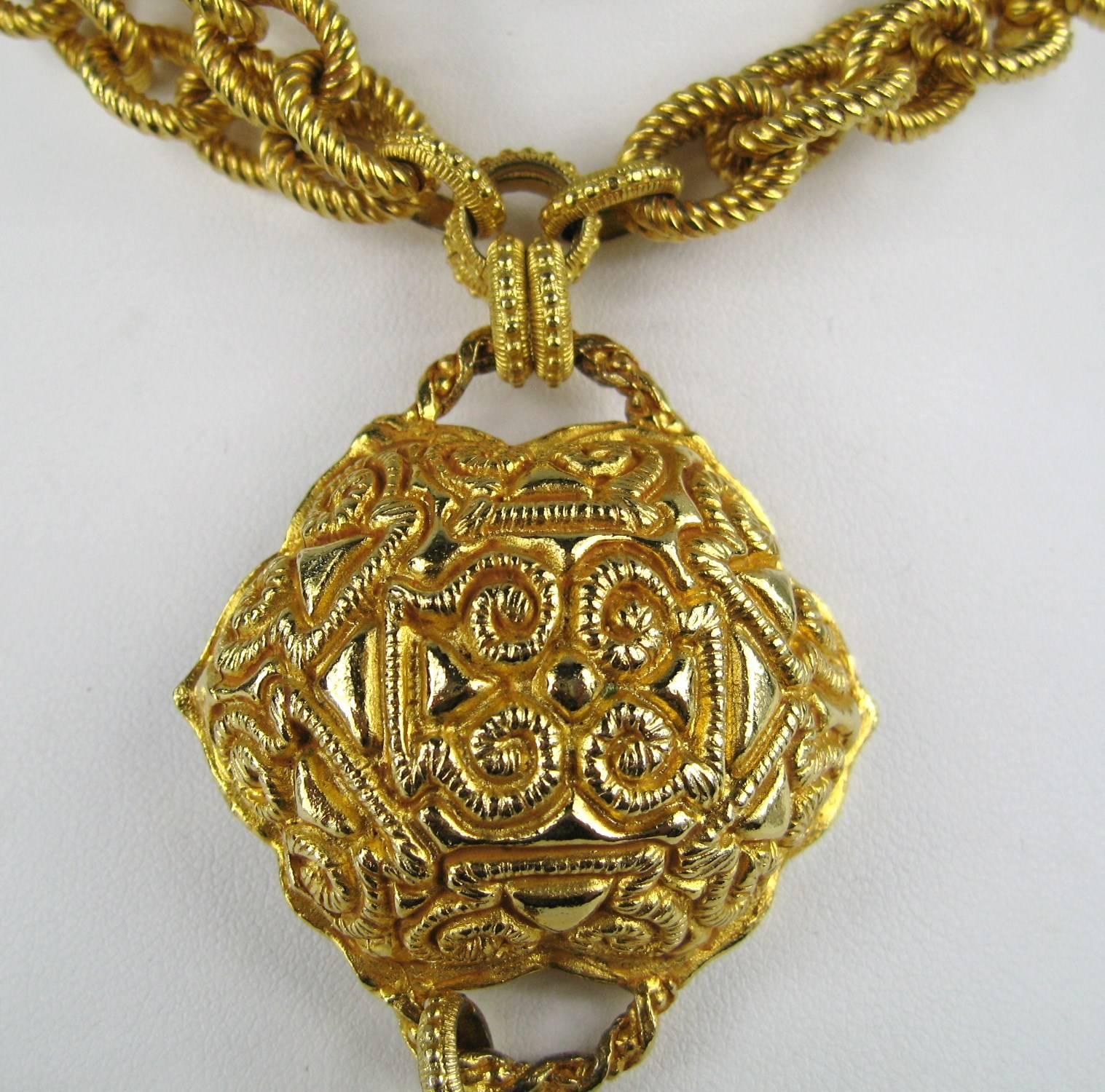 Another stunning Dominique Aurientis Necklace. Double link chain on this stunning Aurientis Necklace. We have many fabulous new, never worn pieces from the 1980s on our storefront.  Measuring  22