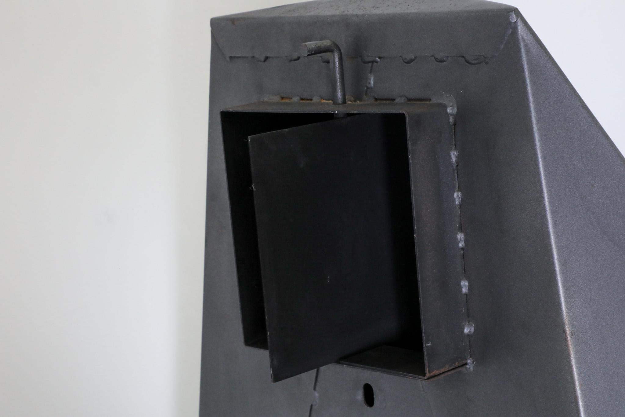 1980's Don-Bar Wall Mounted Fireplace Model 5005 For Sale 6