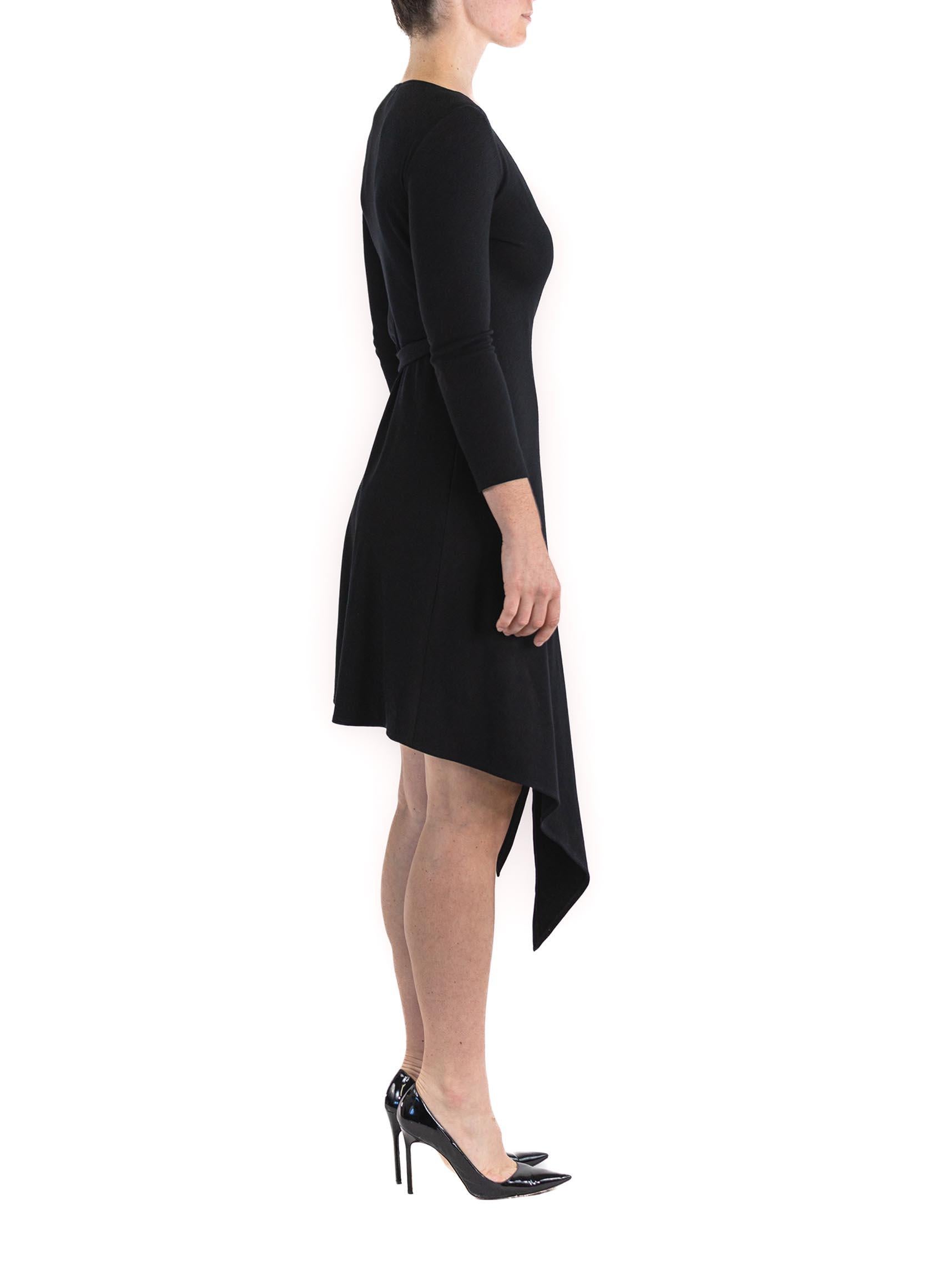 1980S DONNA KARAN Black Wool Knit Belted Wrap Dress In Excellent Condition For Sale In New York, NY