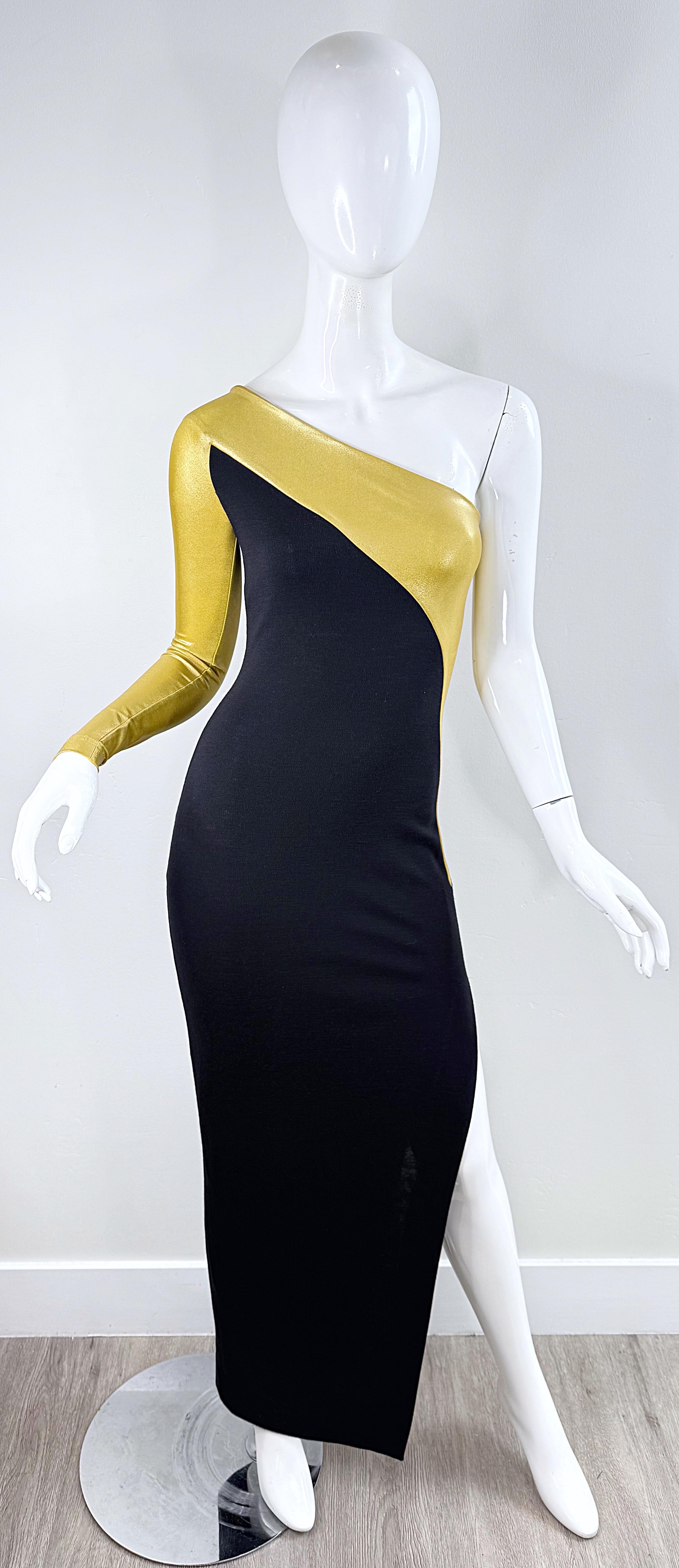 1980s Donna Karan New York Gold & Black One‑Shoulder Bodycon Stretch‑Wool Gown For Sale 12