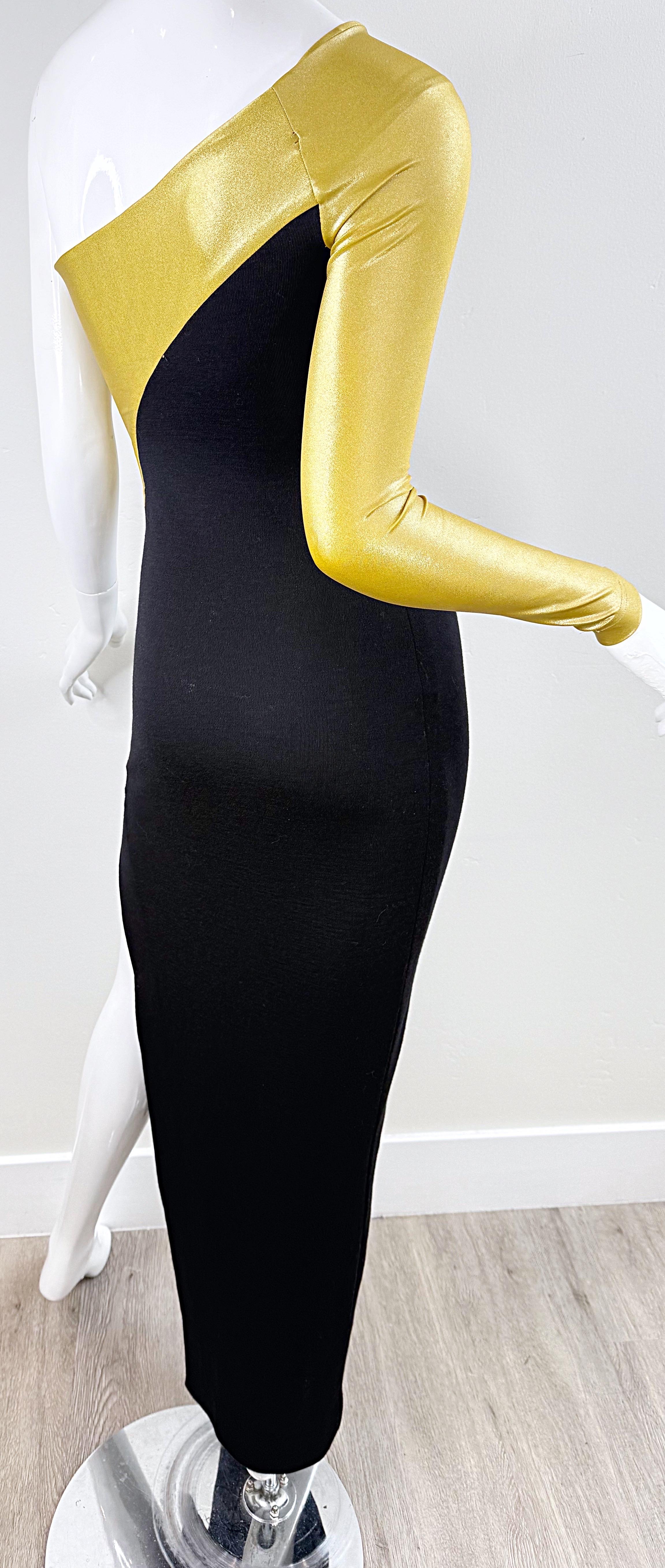 1980s Donna Karan New York Gold & Black One‑Shoulder Bodycon Stretch‑Wool Gown For Sale 5