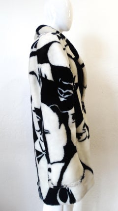 1980s DonnyBrook Art Deco Face Motif Coat