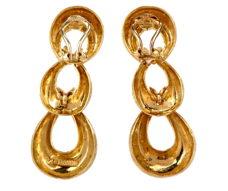Women's 1980s Doorknob Dangling Bark Finished 18 Karat Gold Earrings For Sale