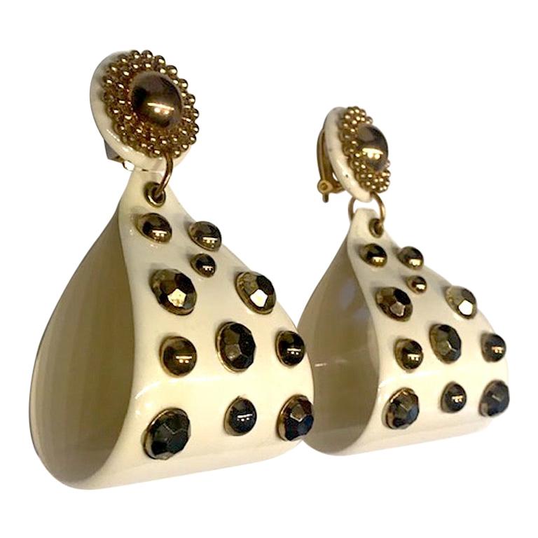 1980s Dramatic White Resin & Gold Stud Pendant Earrings