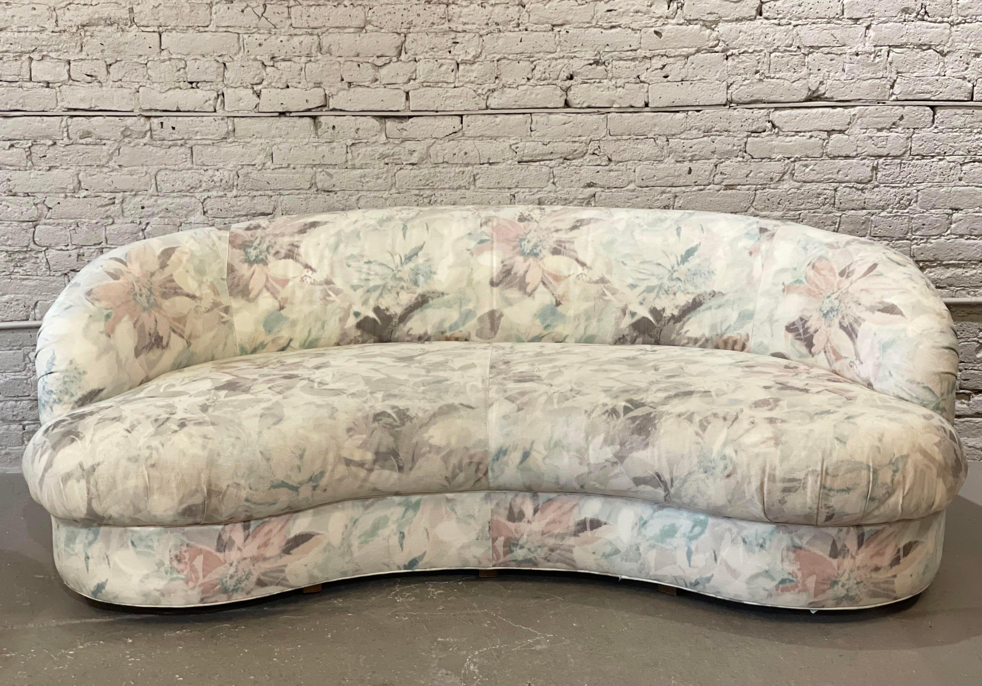 1980s Postmodern Drexel Heritage Kidney Curved Vintage Sofa Loveseat 4