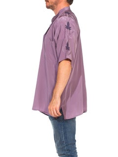 Camicia da uomo in crepe de chine di seta ricamata a mano degli anni '80, viola polvere, NWT