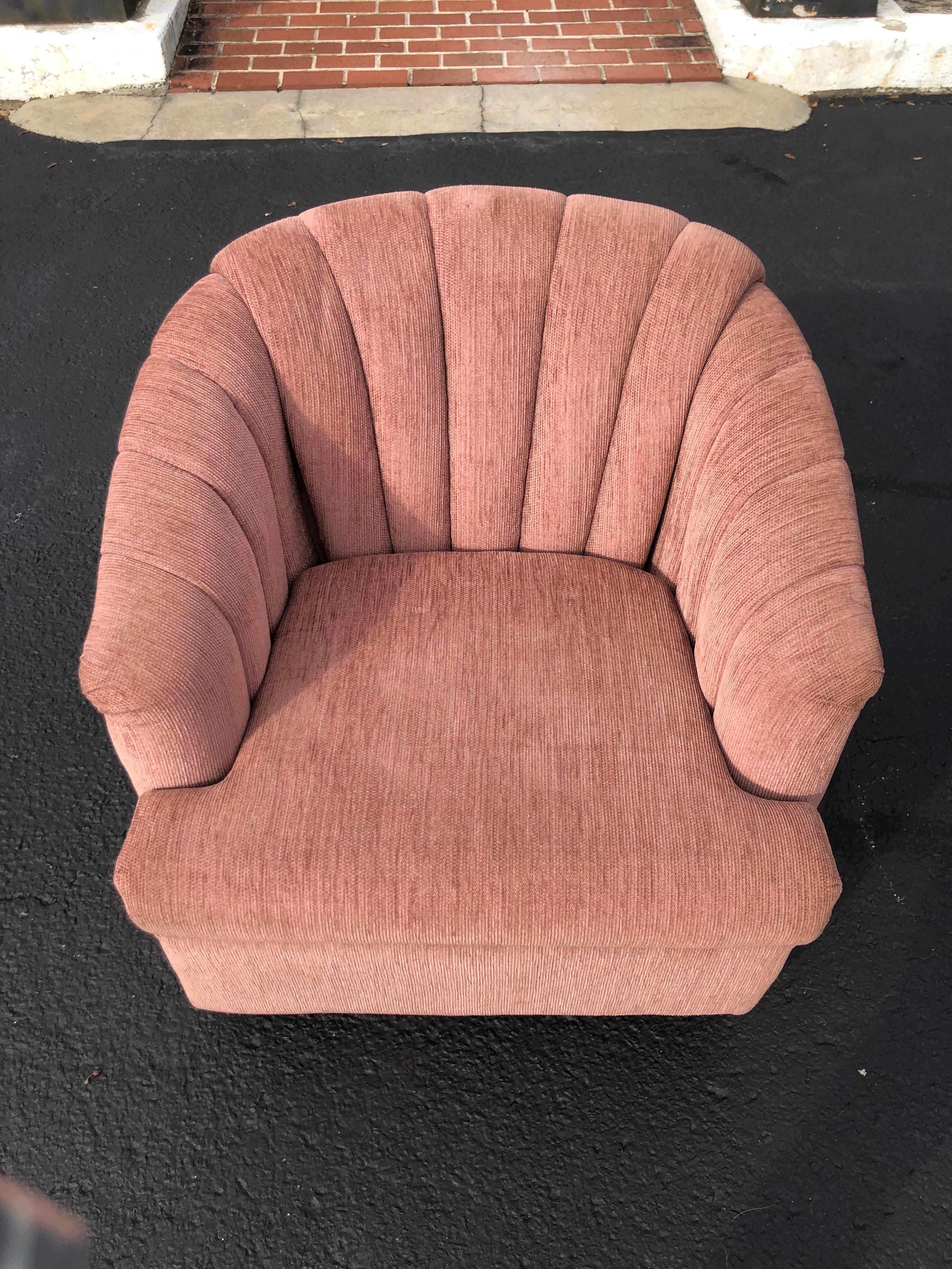 Mid-Century Modern 1980's Dusty Rose Swivel Chair