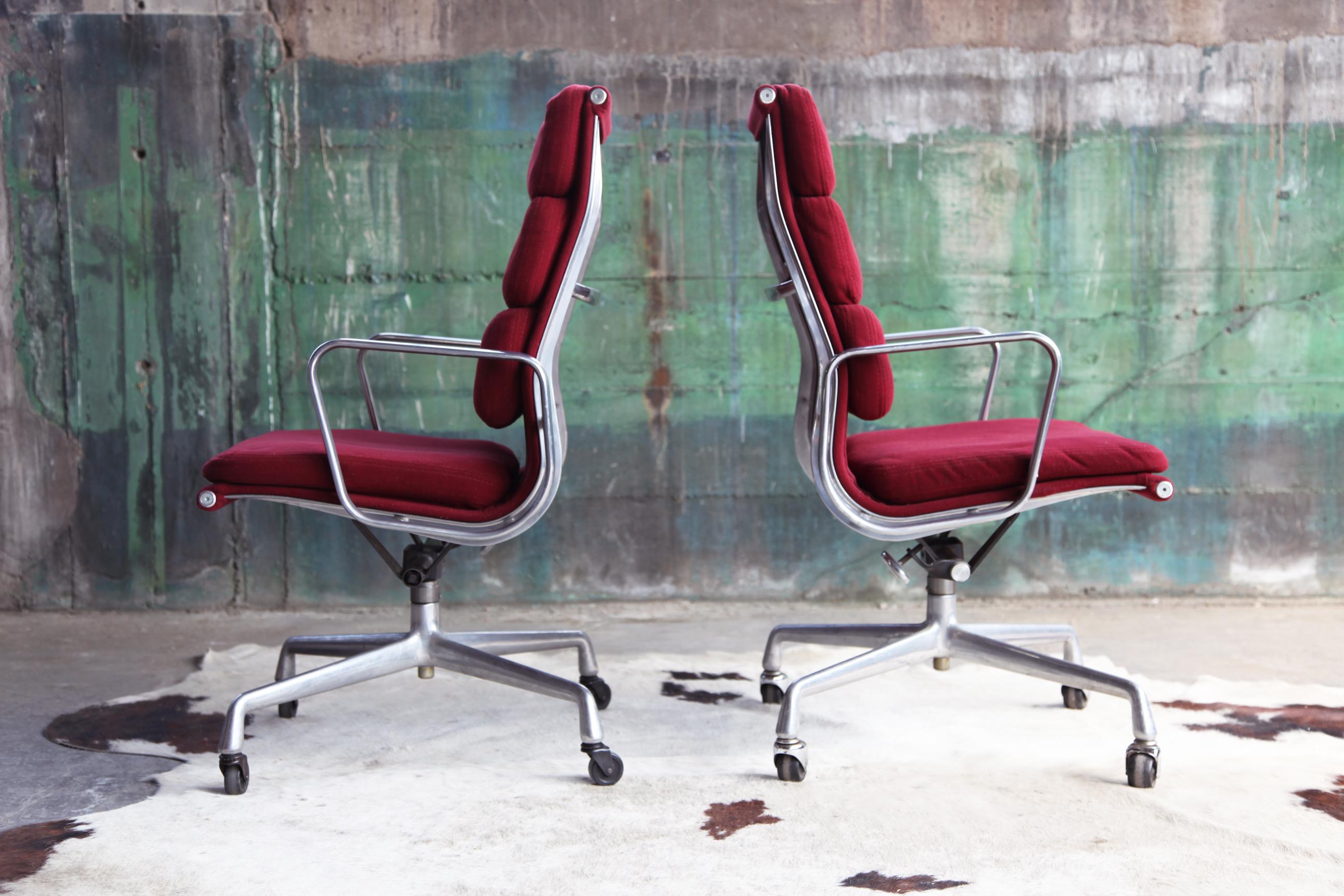 Wool 1980s Eames Herman Miller Aluminum Soft Pad Reclining + Height Adjustable Chairs