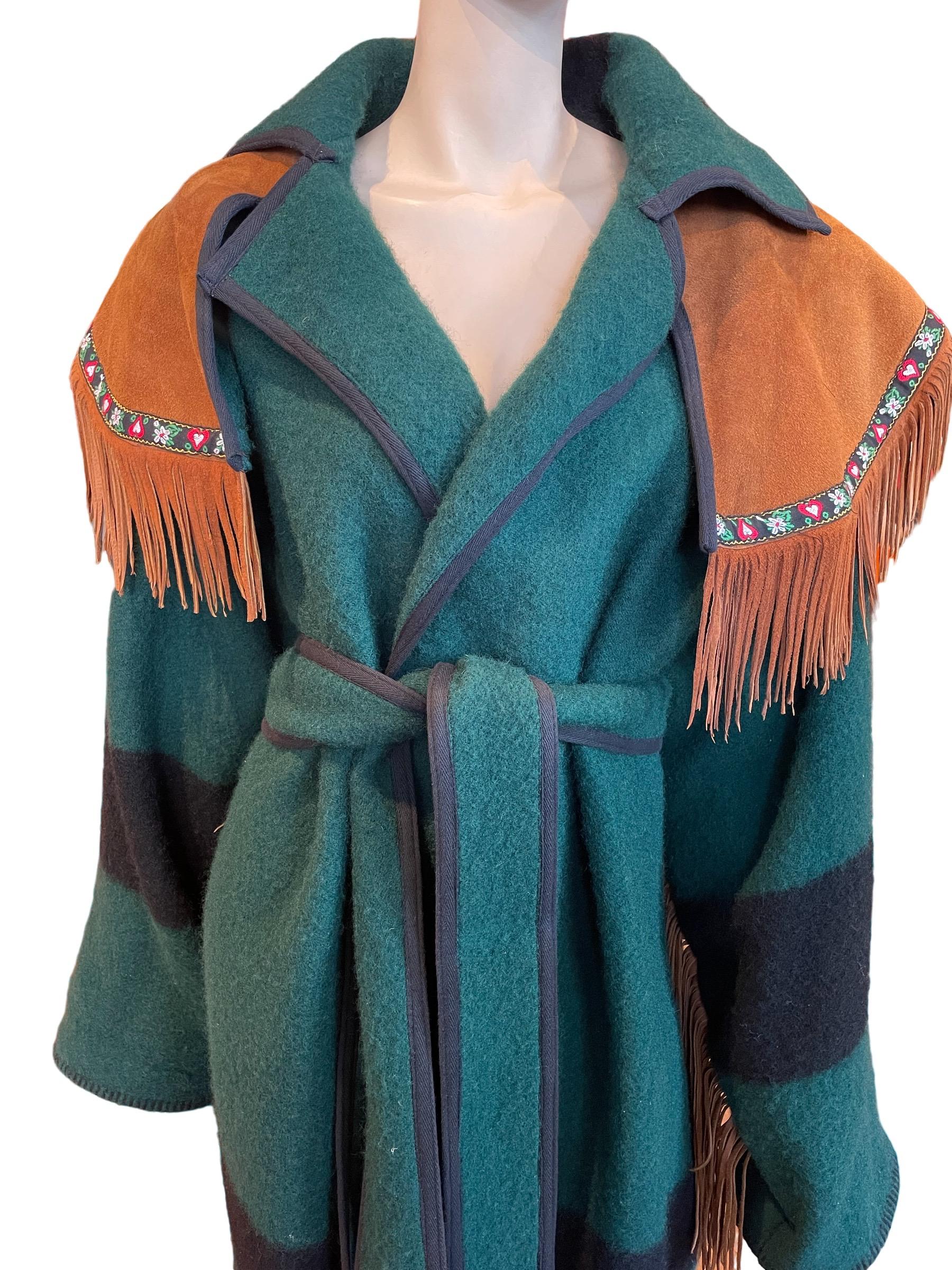1980s Early’s Witney Point Blanket Jacket in Forest Green In Good Condition For Sale In Greenport, NY