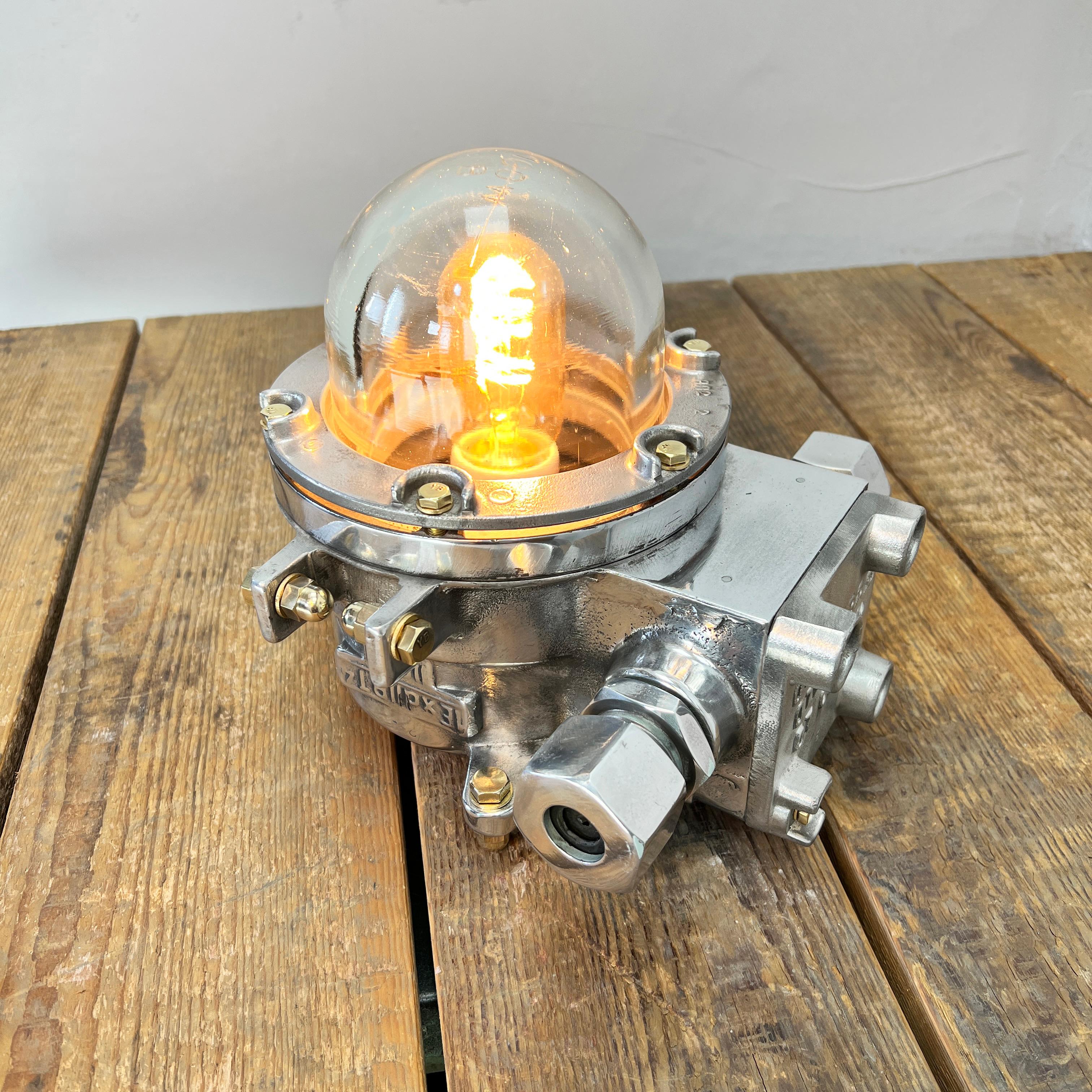 1980's Eastern Bloc Cast Aluminium & Glass Industrial Explosion Proof Table Lamp For Sale 1
