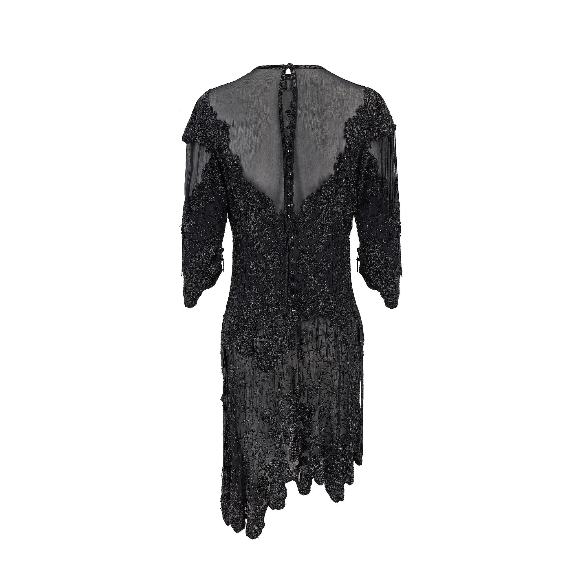1980er Jahre Eavis & Brown Couture Schwarzes Perlenkleid im Flapper Style im Zustand „Hervorragend“ im Angebot in London, GB