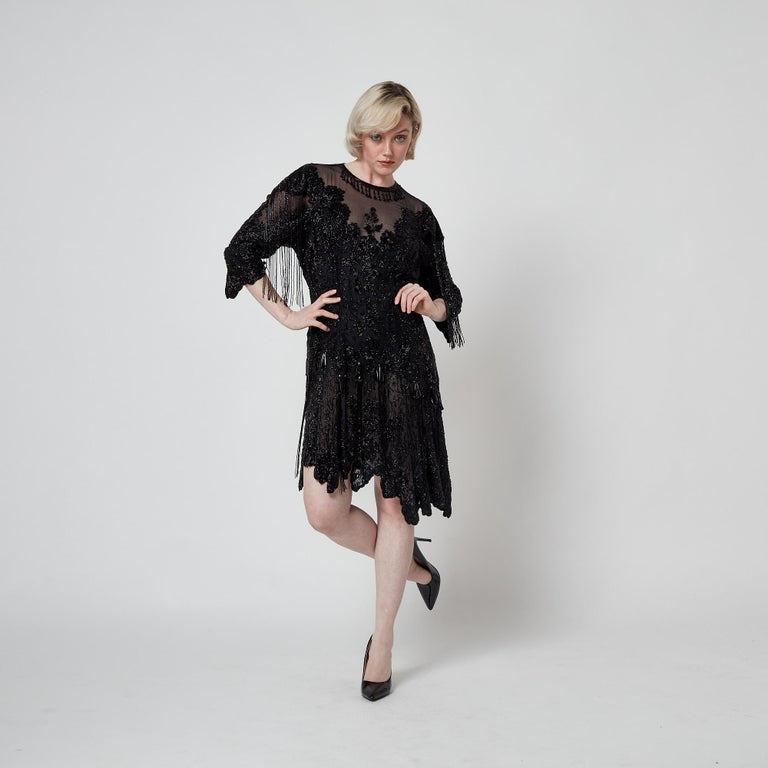 modern flapper dress 1920s Style Dresses Care Guide BABEYOND Glamorous Off-Shoulder Beaded Fringed