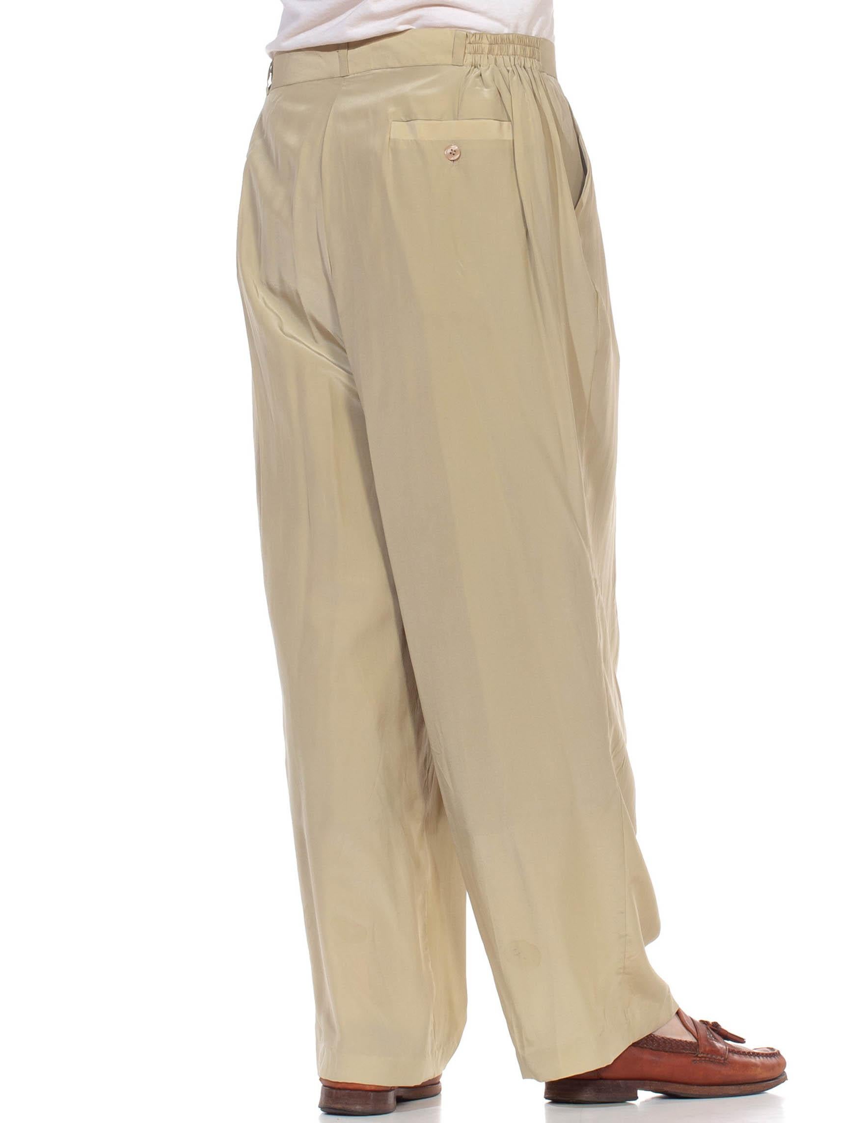 Plissee- und elastische Herrenhosen aus Ecru-Seiden-Crepe de Chine, 1980er Jahre (Beige) im Angebot