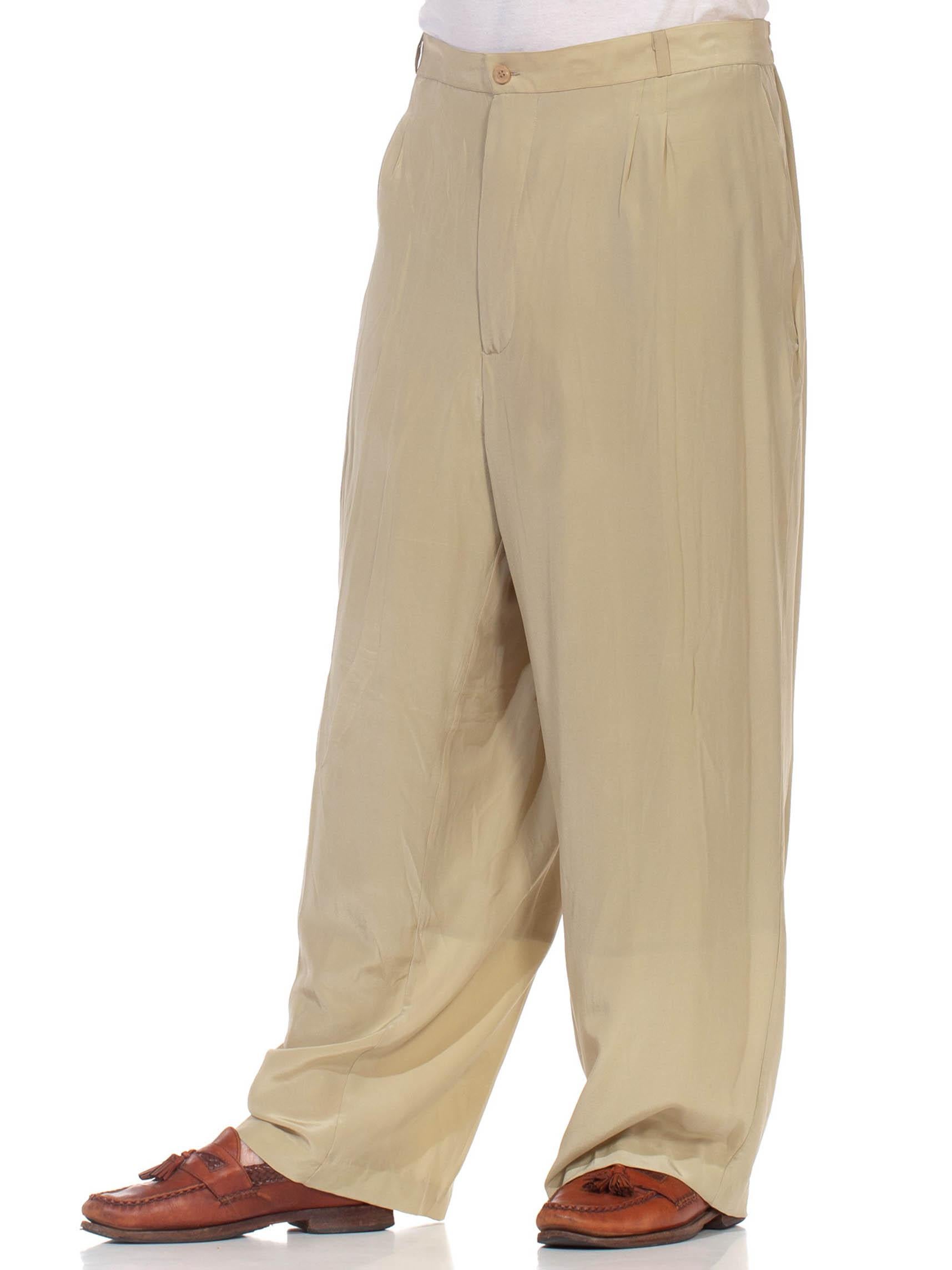 1980S Ecru Silk Crepe De Chine Pleated & Elastic Men's Pants For Sale 2