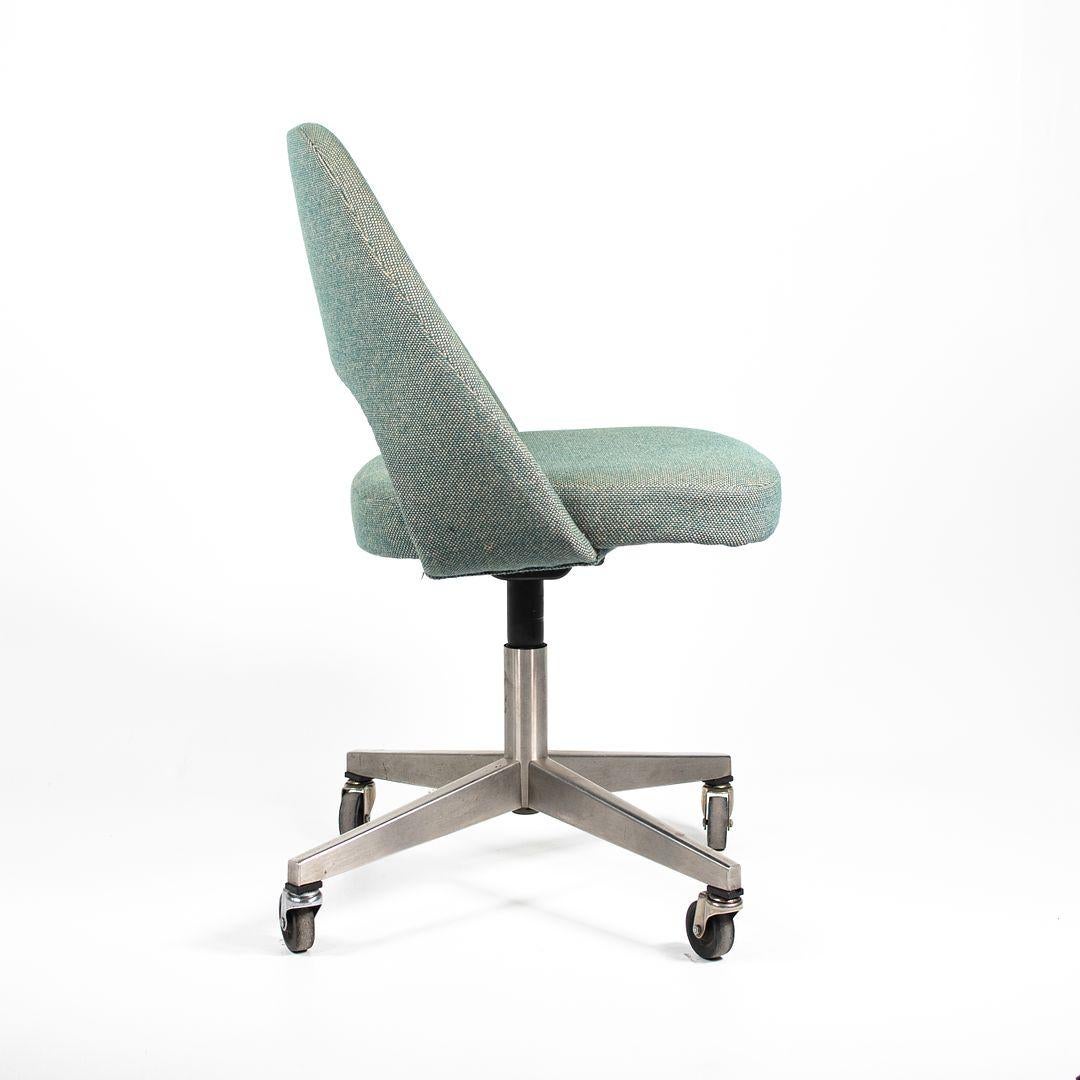 American 1980s Eero Saarinen for Knoll Armless Executive Desk Chair with Swivel Base For Sale