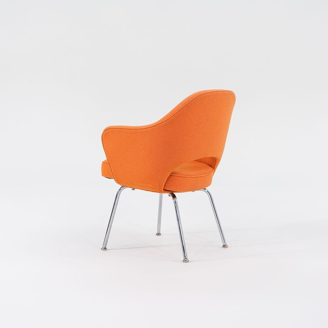 1980er Jahre Eero Saarinen für Knoll Schreibtisch oder Esszimmerstuhl in Hopsack-Stoff im Zustand „Gut“ im Angebot in Philadelphia, PA
